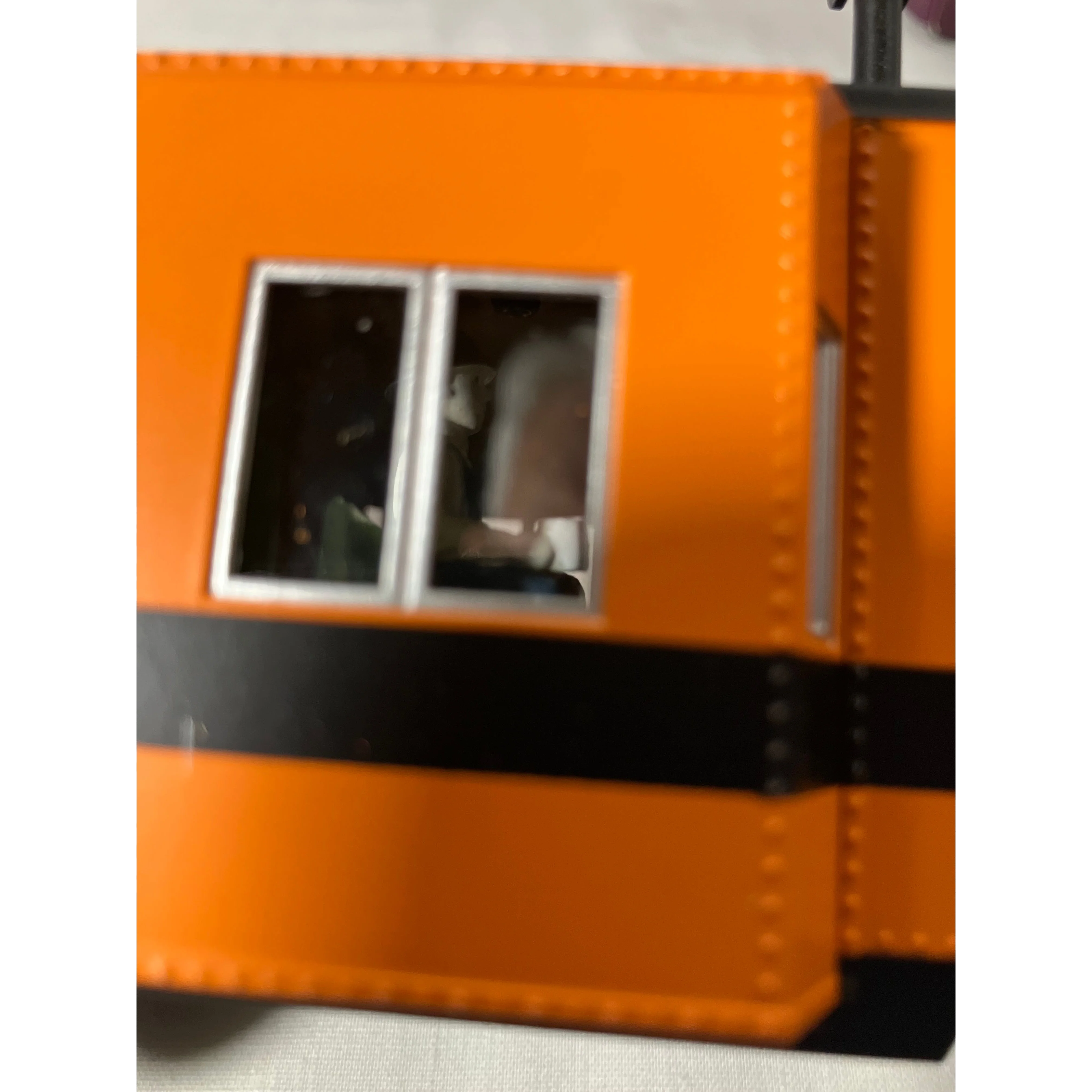 MTH Trains 20-91773 O scale 3-rail Indiana Harbor Belt Bay Window Caboose — photo 6