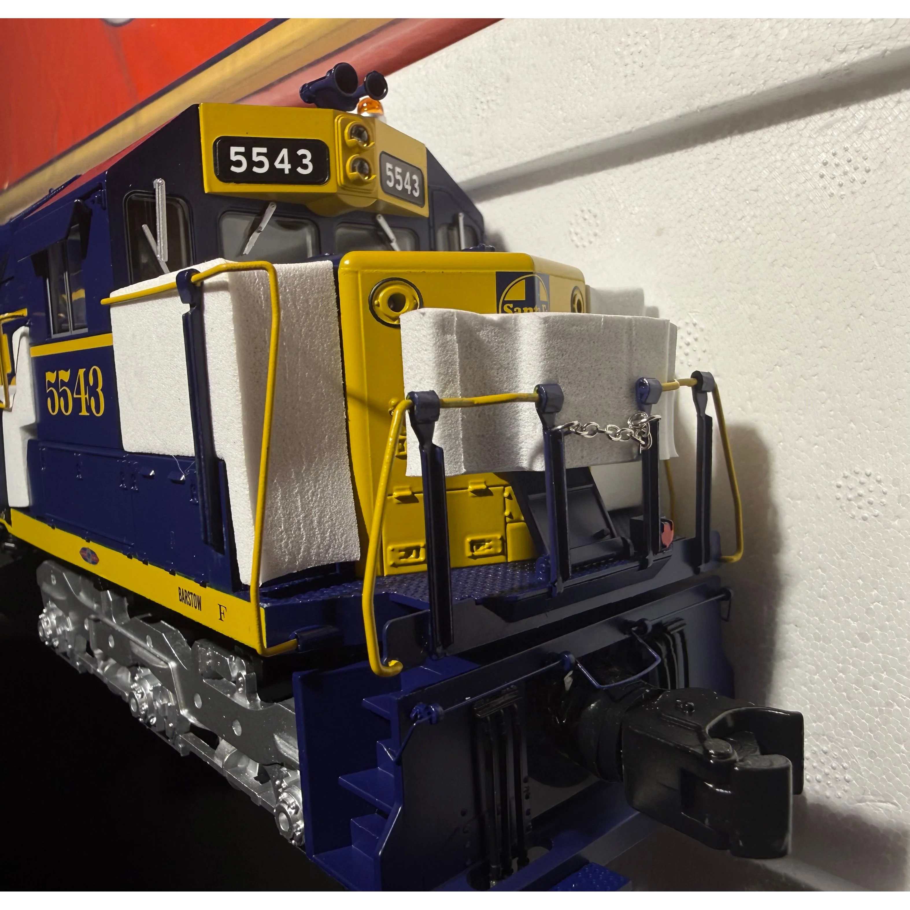 LIONEL 2433522 LEGACY SANTA FE SD45 #5534 - O SCALE - NEW and TESTED!! — photo 3