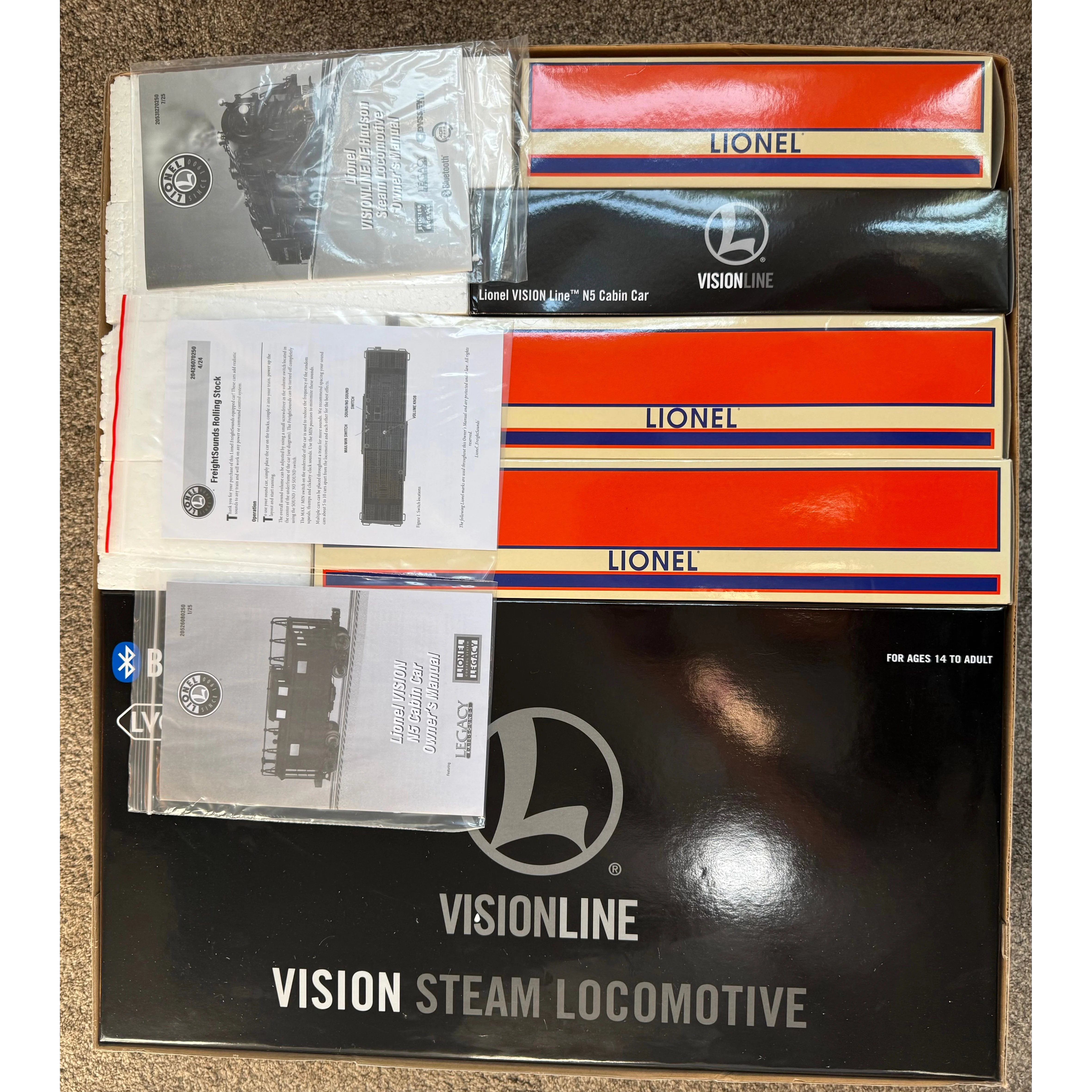 Lionel 2522030 Vision Line Prewar Hudson Set - TESTED! — photo 3