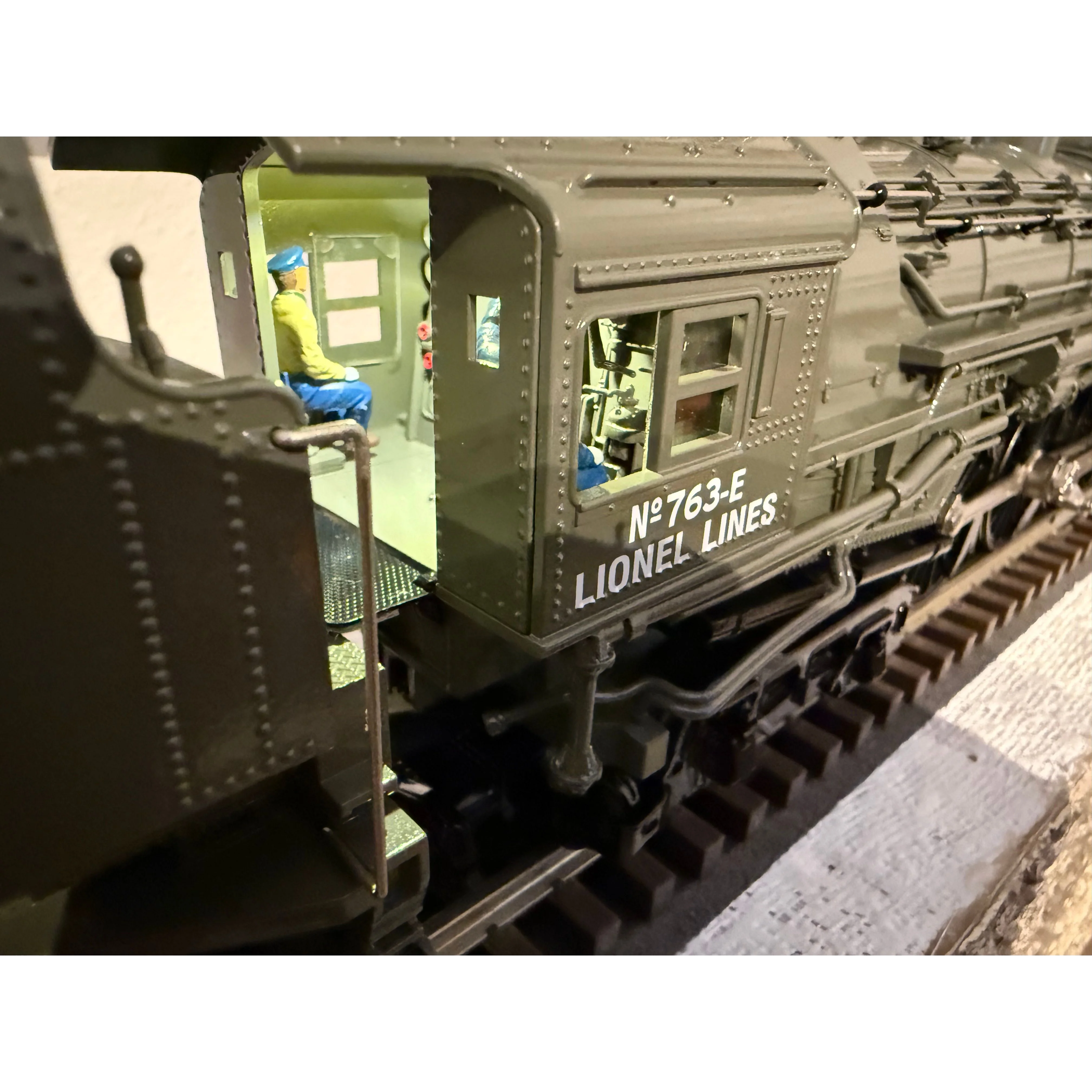Lionel 2522030 Vision Line Prewar Hudson Set - TESTED! — photo 16