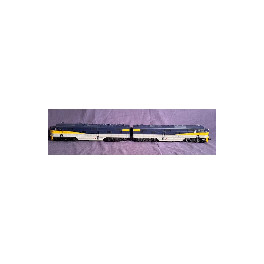 LIONEL PERE MARQUETTE E-7 DIESEL A-A SET 6-82779 #101, 6-82780 #102 (EXCELLENT C-7) — photo 2