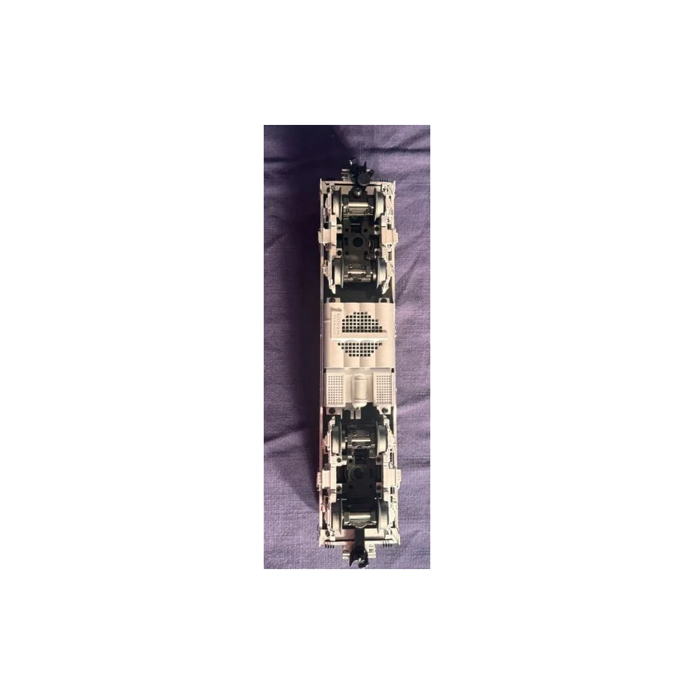 LIONEL 6-34522 SANTE FE F3B NON-POWERED DIESEL LOCOMOTIVE (C-8) — photo 5