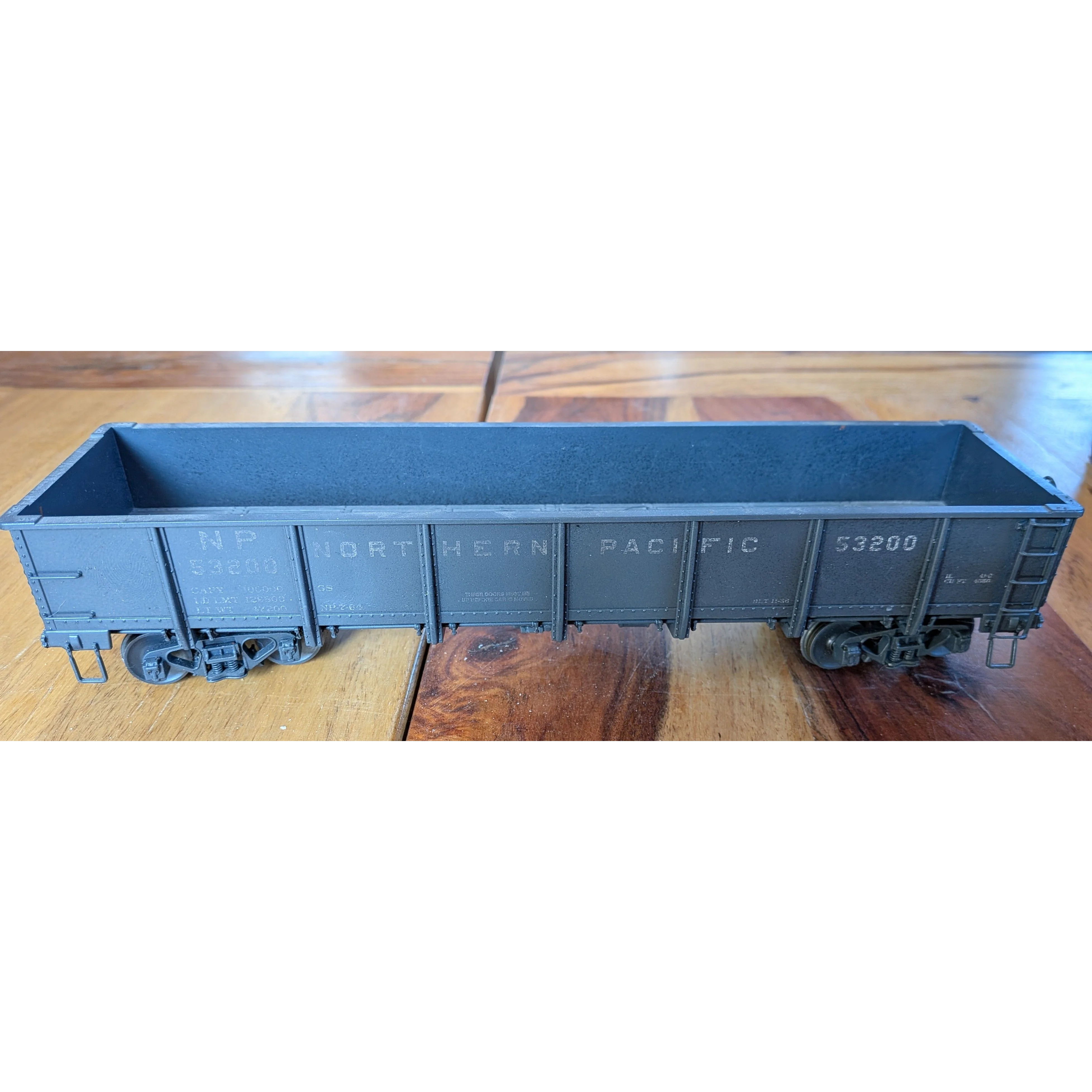 Northern Pacific GS gondola — photo 2