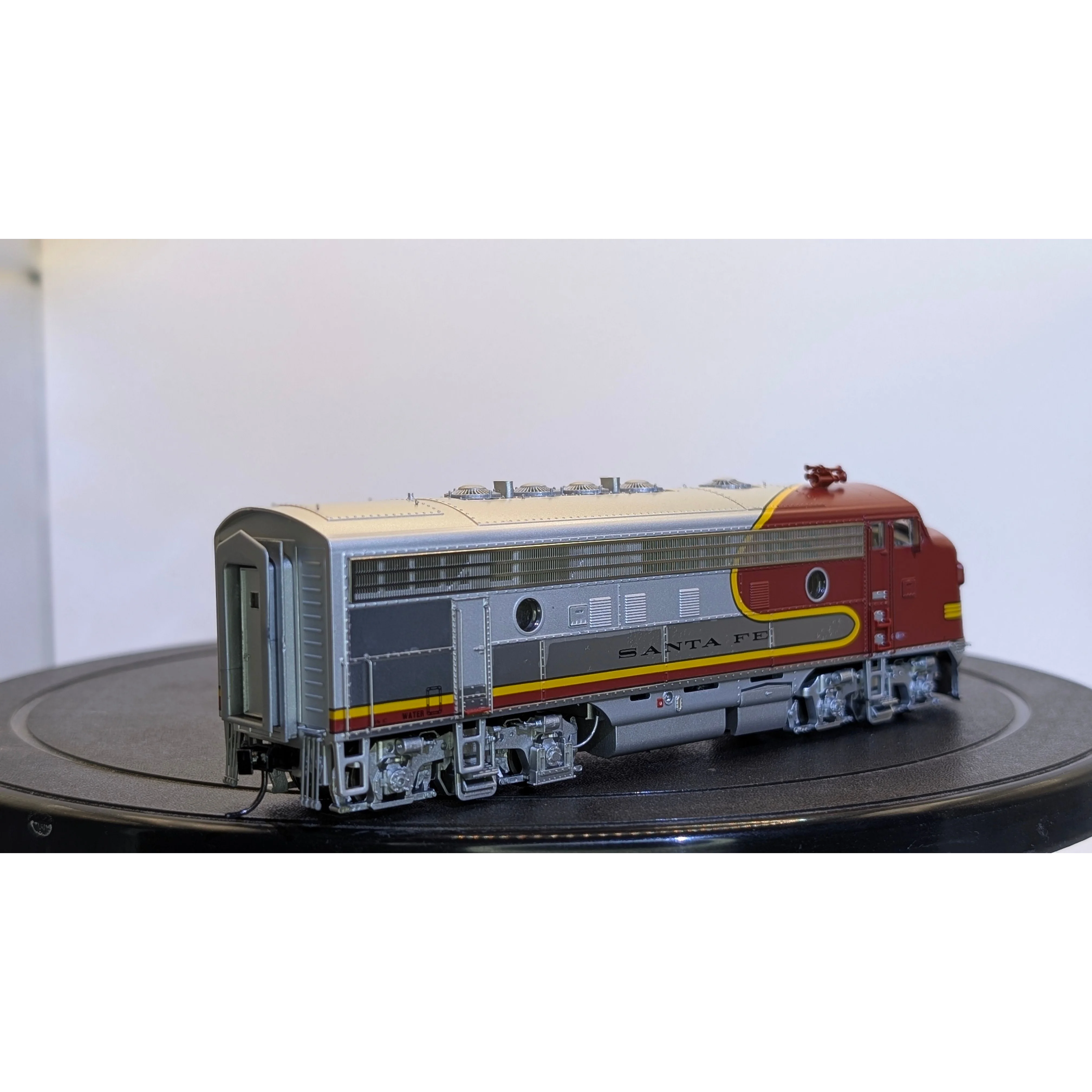 Walthers Proto 2000 Santa Fe F7 ABBA 38LABC Set w/Tsunami 2 DCC/Sound — photo 8