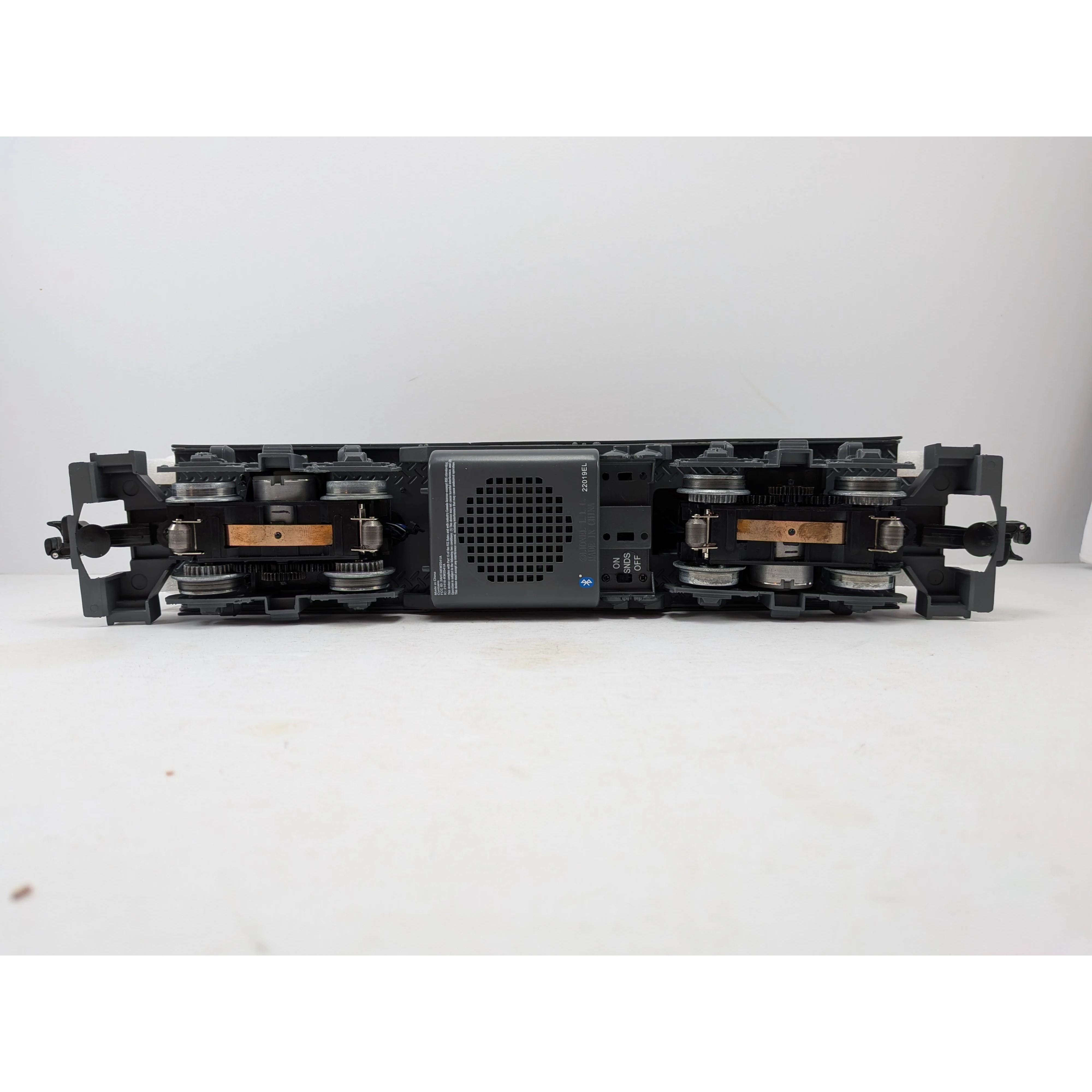 Lionel 1923110 O Union Pacific America Proud GP38 Engine used. - Image 6