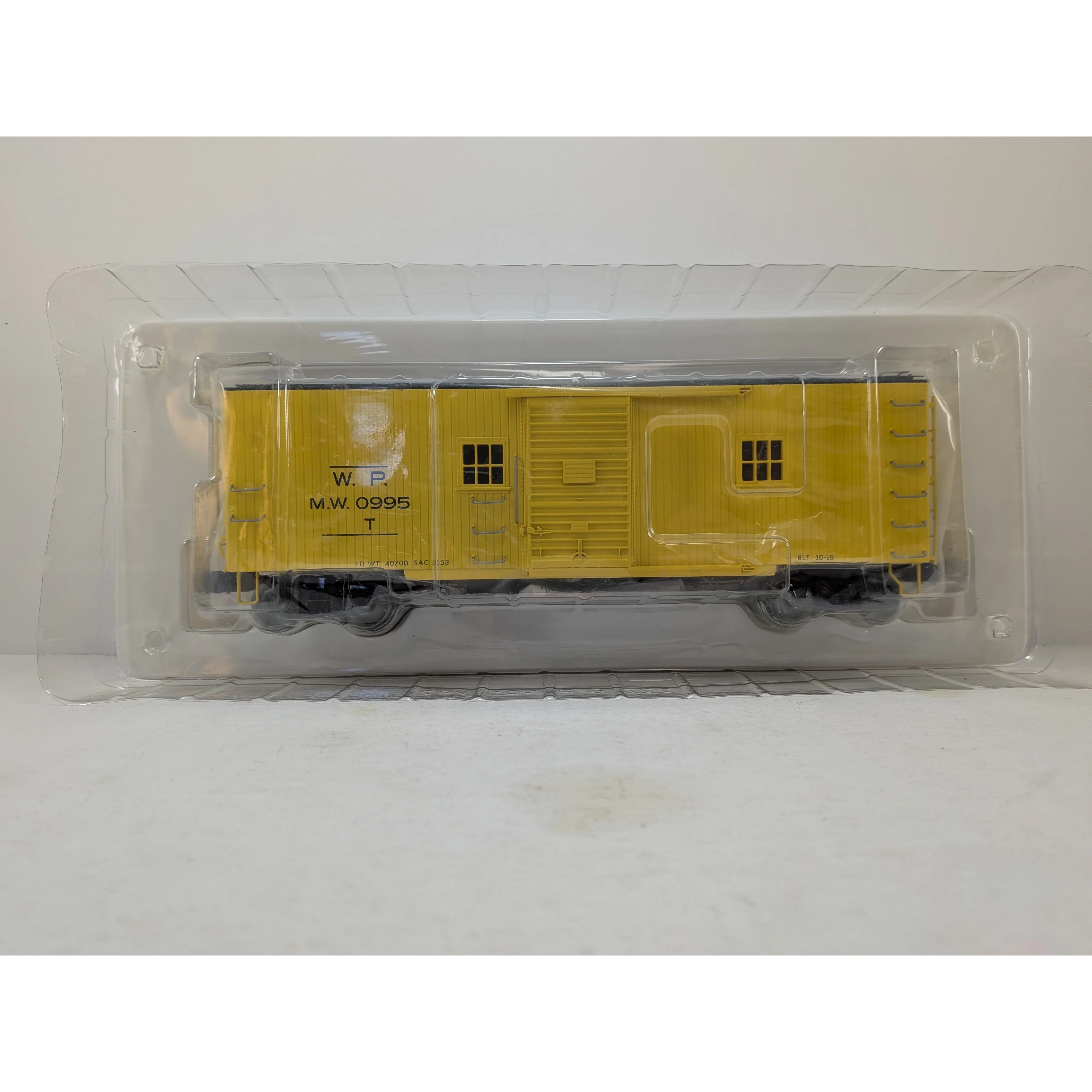 LIONEL 2126550 WESTERN PACIFIC LIGHTED TOOL CAR new in box. - Image 2