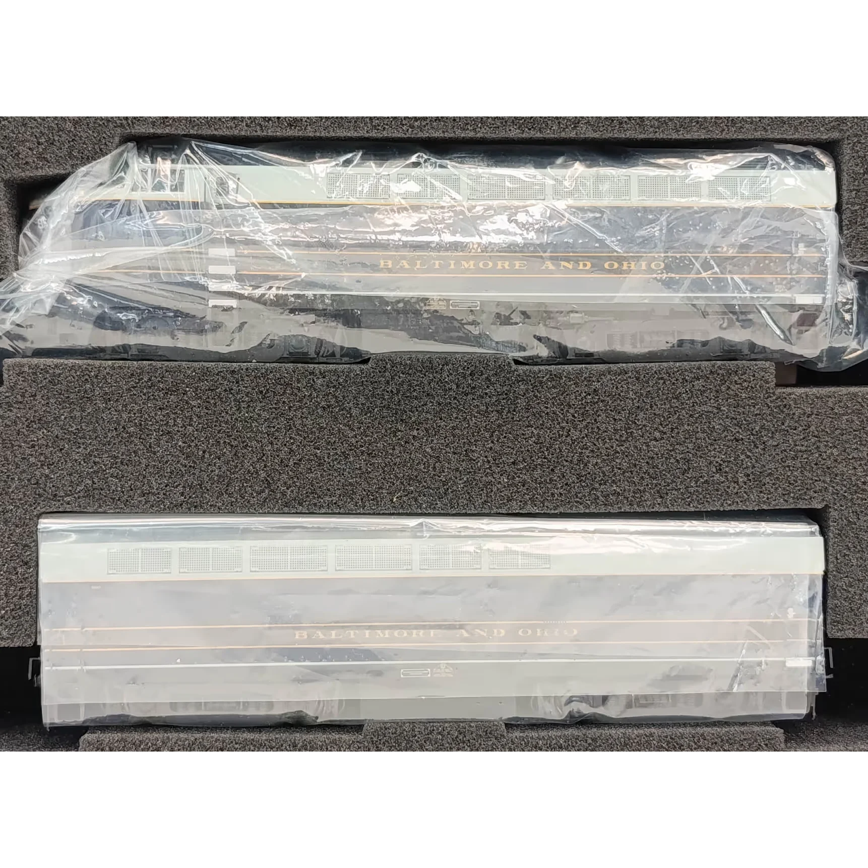 BROADWAY LIMITED 5754 HO RF16 Sharknose A/B Set B&O 859A/859X Paragon3 — photo 4