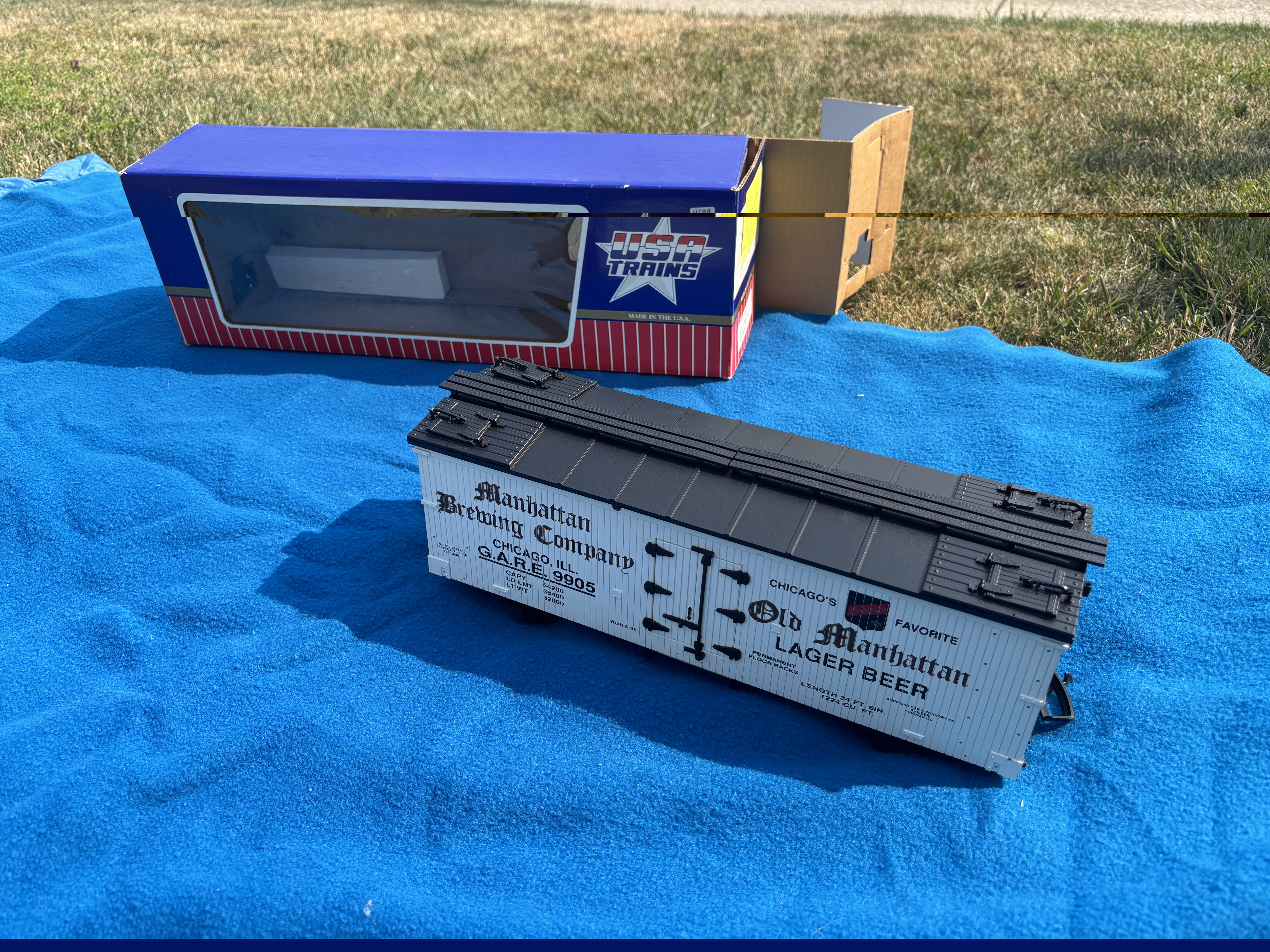 5 "G" scale boxcar trains in boxes — photo 2
