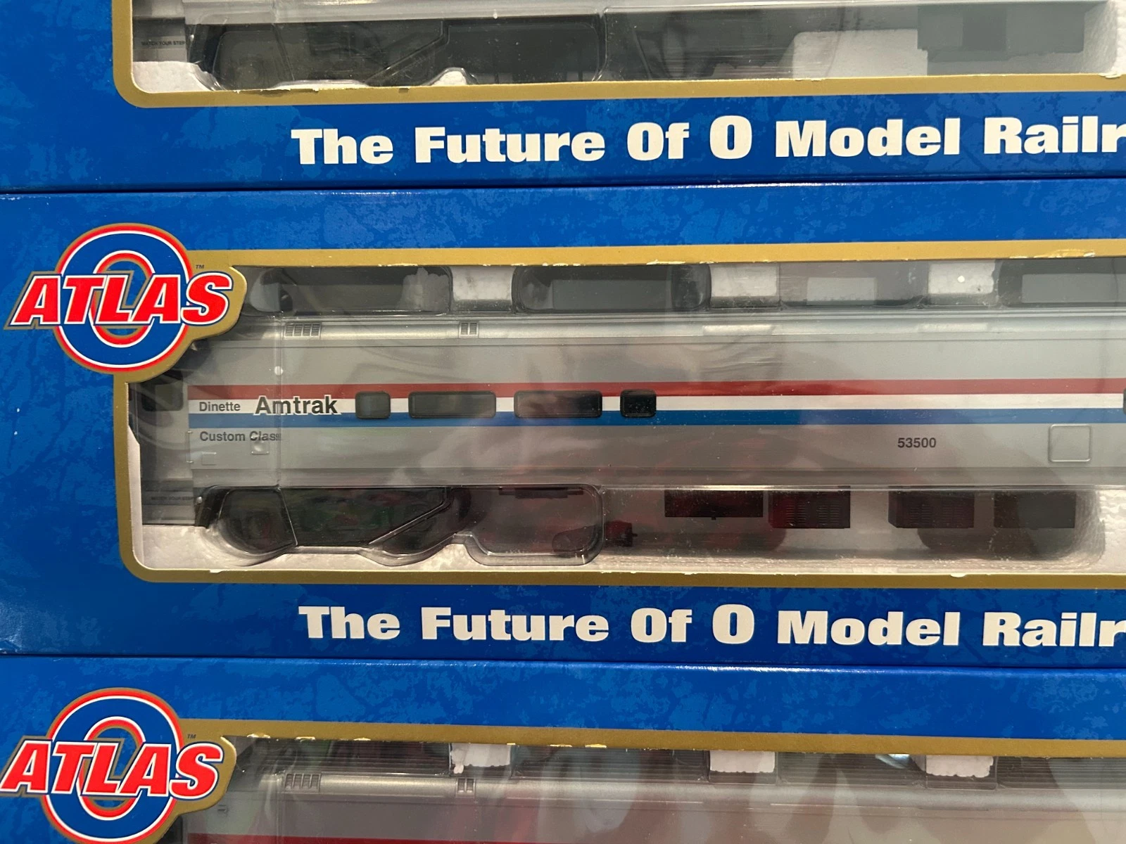 Atlas 6212 Amtrak "Horizon" Coach 3 Pack LN/Box — photo 2