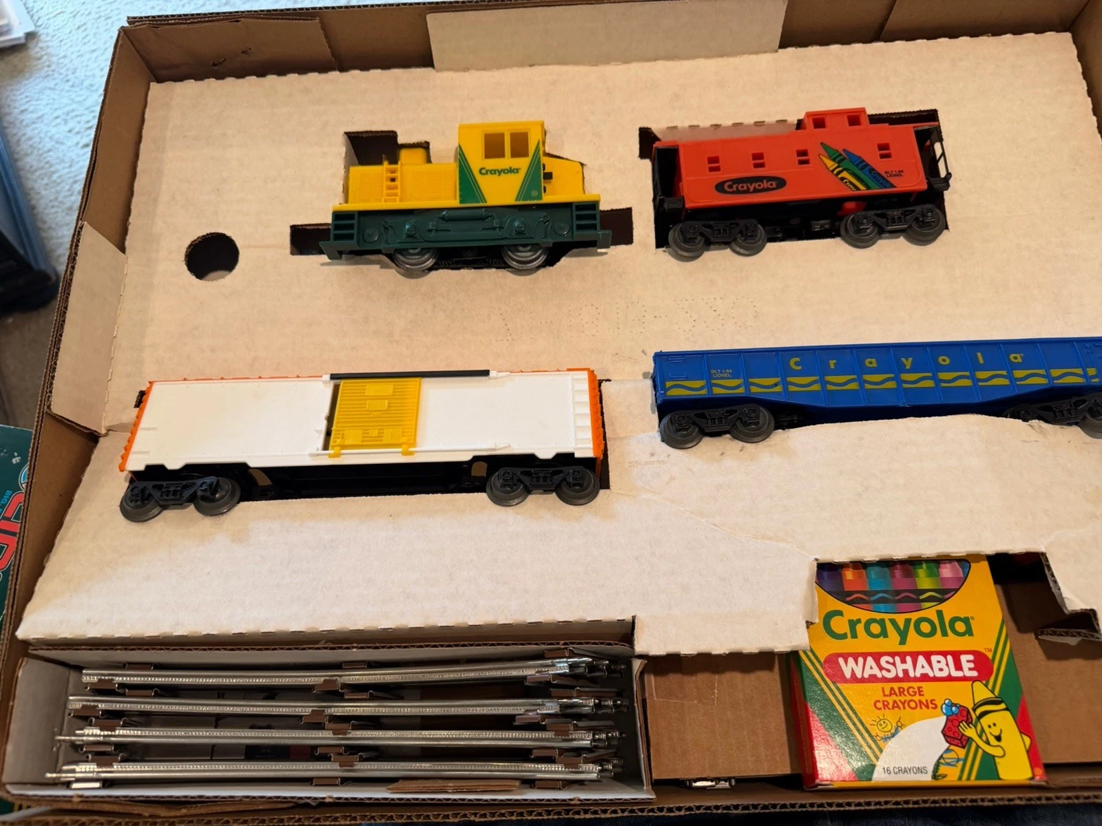 Lionel 6-11813 Crayola Train Set NIB — photo 2