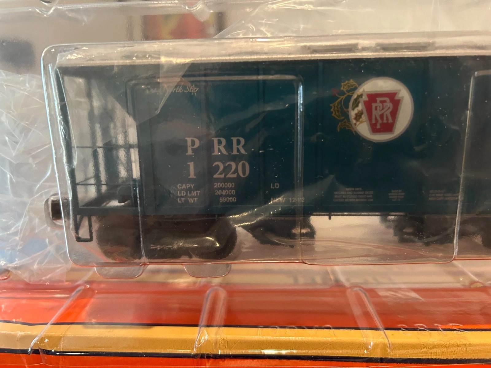 Lionel 6-27496 Polar Railroad PS-2 Hopper Car NIB — photo 3