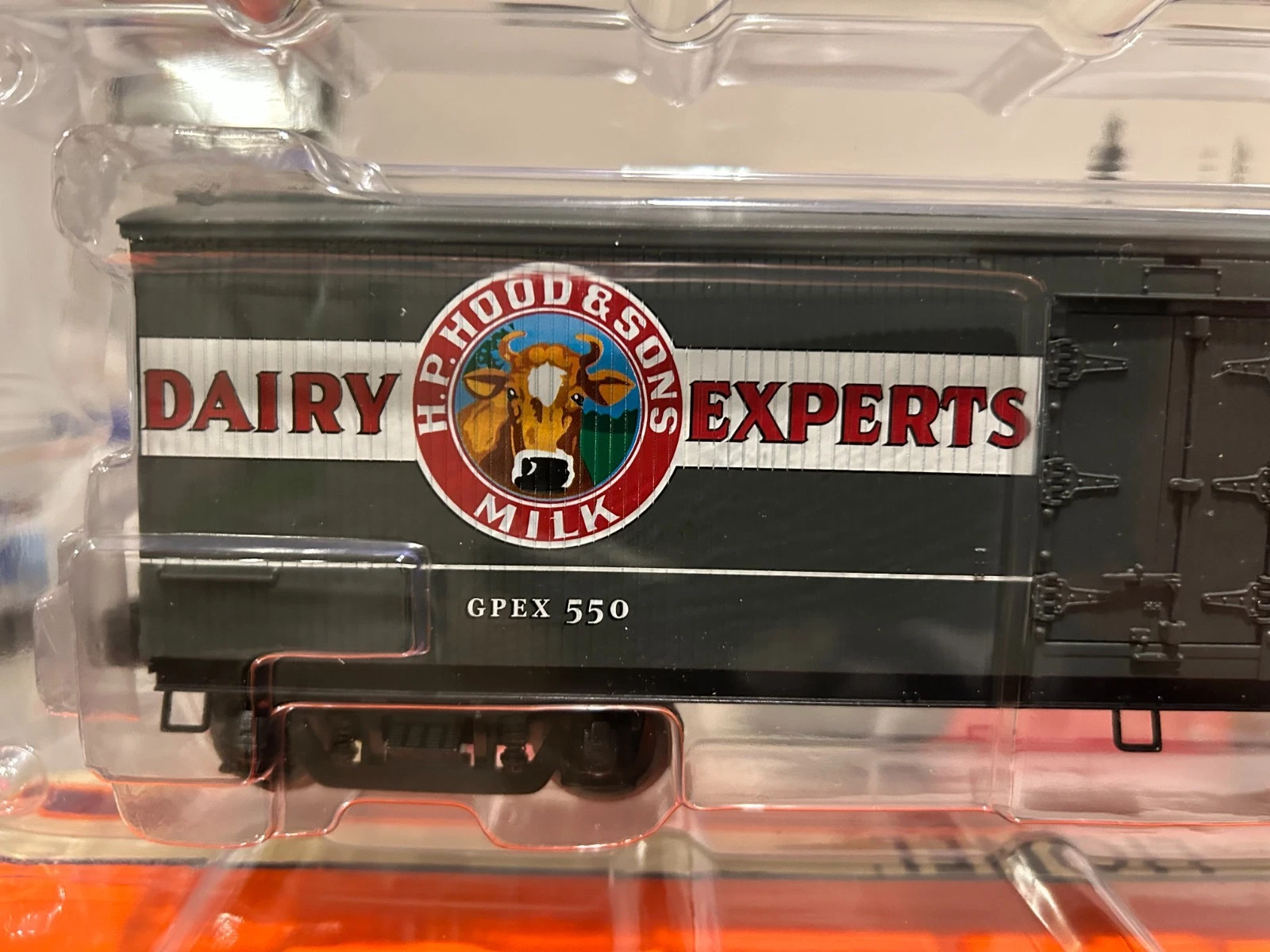 Lionel 6-17355 Hood's Milk Car LN/Box — photo 3