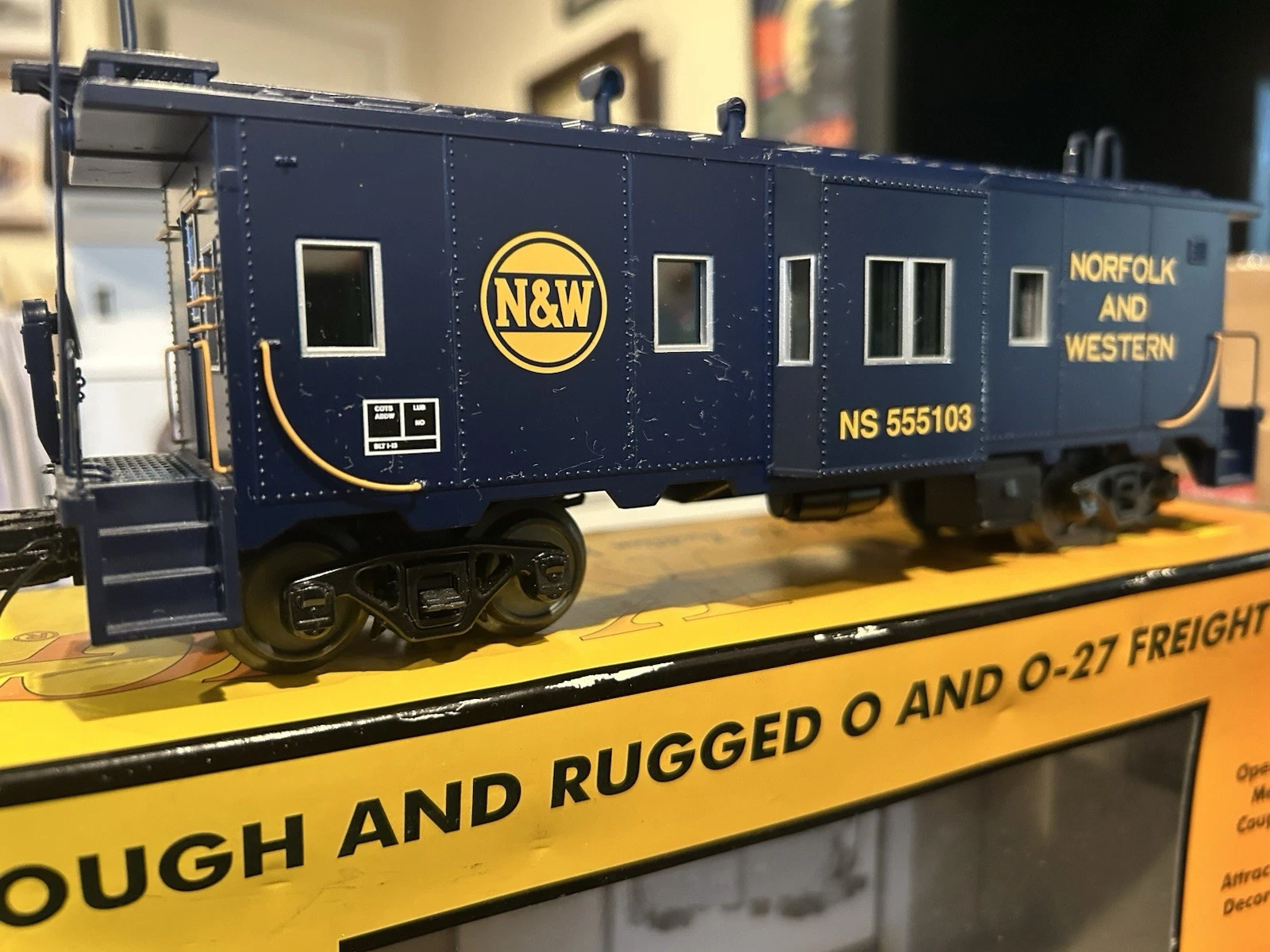 MTH N&W 30-77247 NS Heritage Series Bay Window Caboose #555103 LN/BOX
