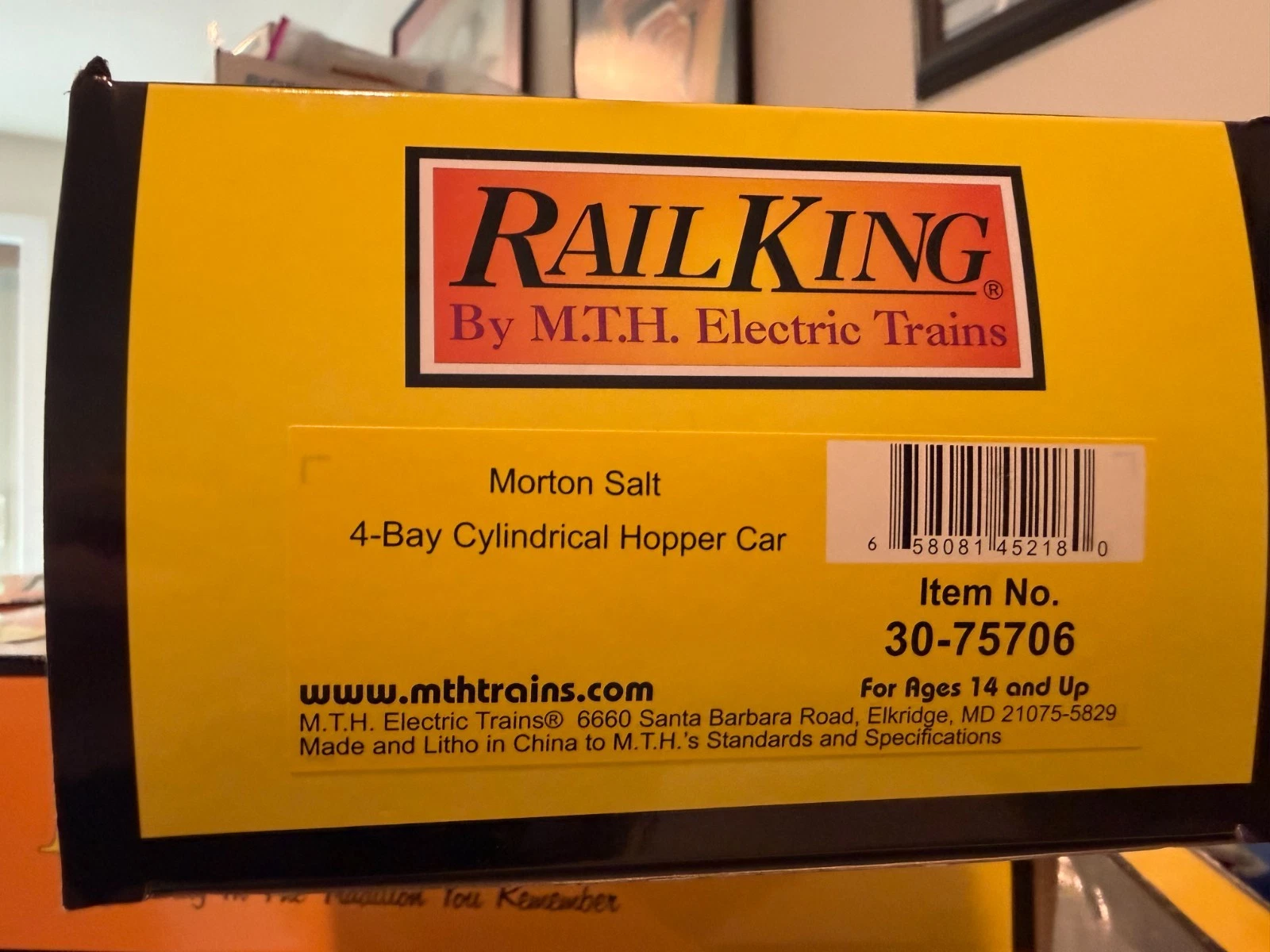 MTH 30-75706 Morton Salt Hopper Car NIB — photo 2