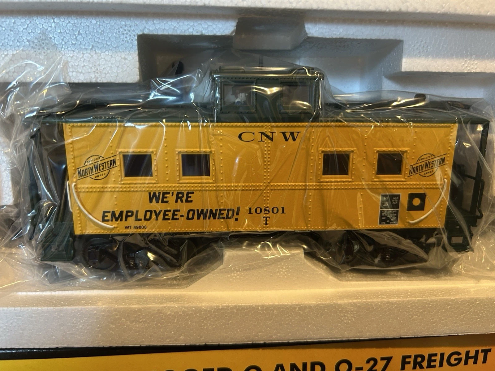 MTH 30-7727 CHICAGO NORTHWESTERN RAILROAD STEEL CABOOSE NIB — photo 2