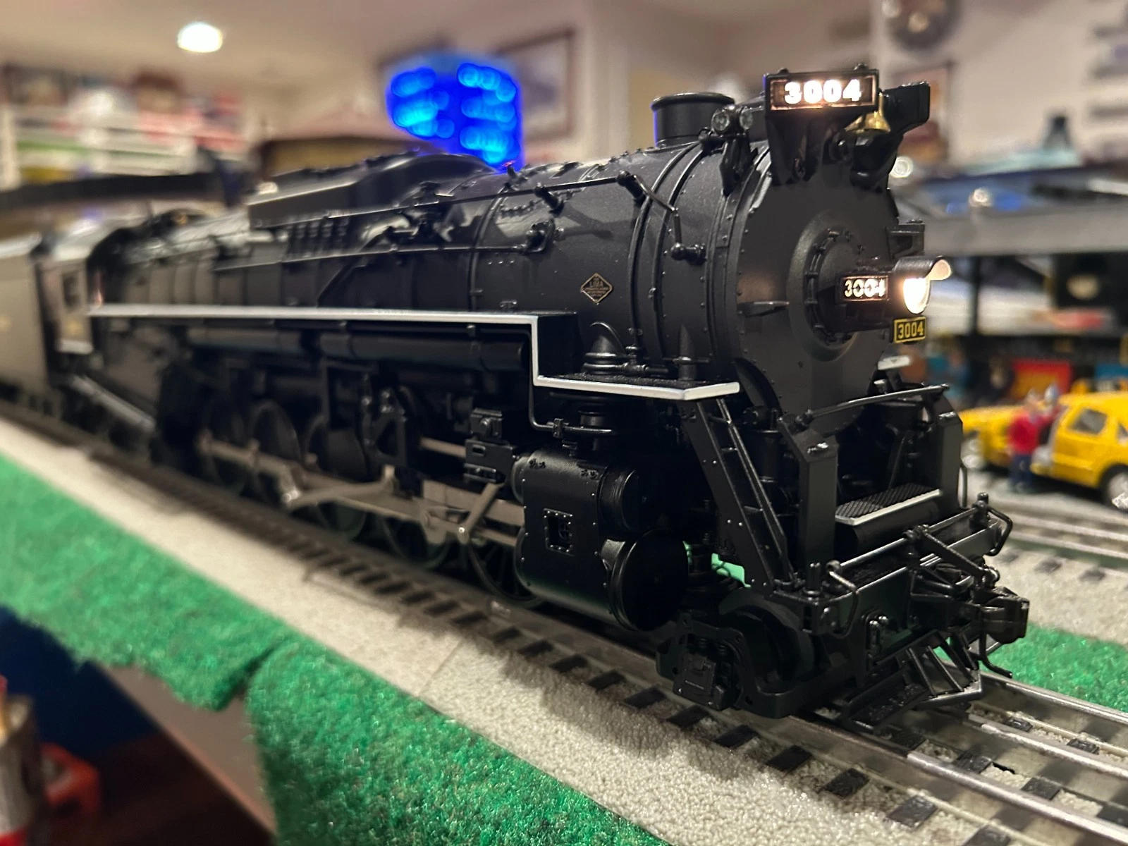 Lionel 6-28079 C&O 2-10-4 Texas 2-10-4 Steam Loco w/TMCC & Rail-sounds LN/BOX