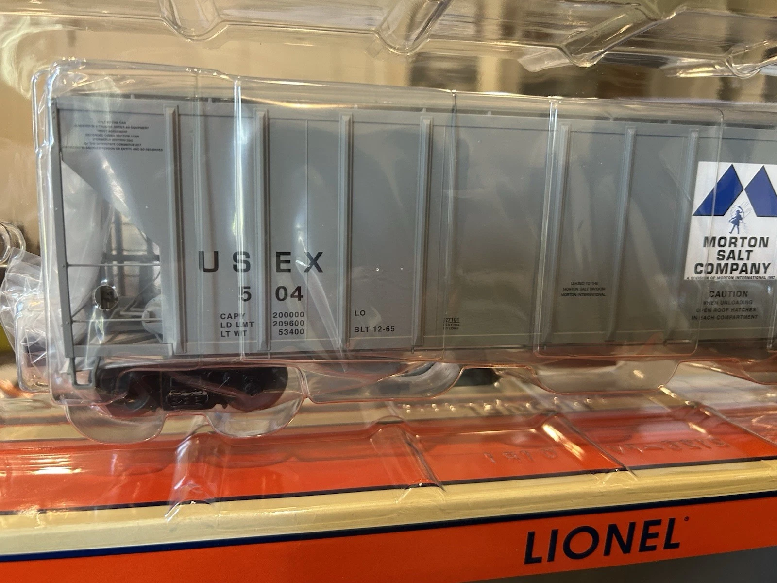 LIONEL 6-17101 MORTON SALT PS-2CD 4427 COVERED HOPPER CAR #504 NIB — photo 3