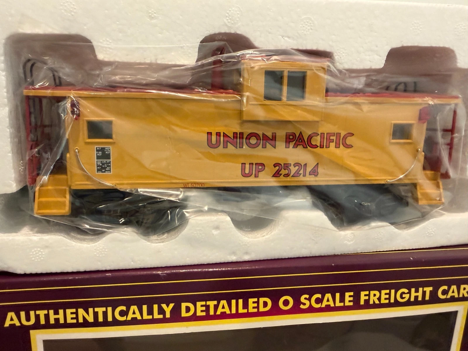 MTH MT-9100L Union Pacific Extended Vision Caboose NIB