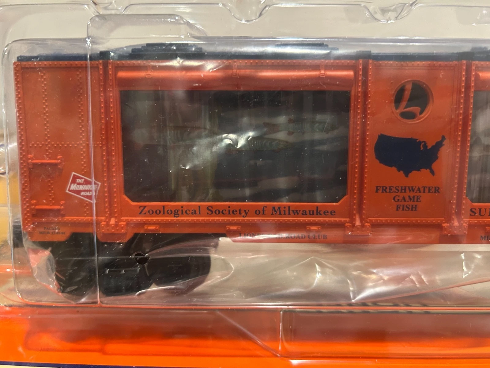 Lionel 6-52265 LRRC Milwaukee Road Freshwater Fish Aquarium Car NIB — photo 3