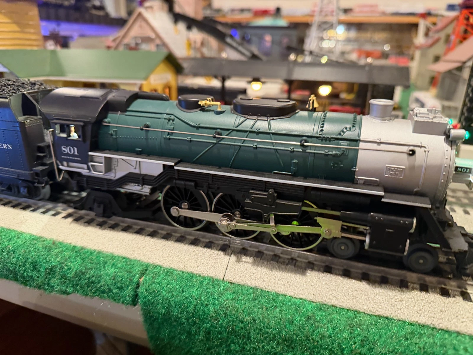 LIONEL 2232110 Denver & Rio Grande LionChief Plus 2.0 Pacific #801 NIB — photo 2