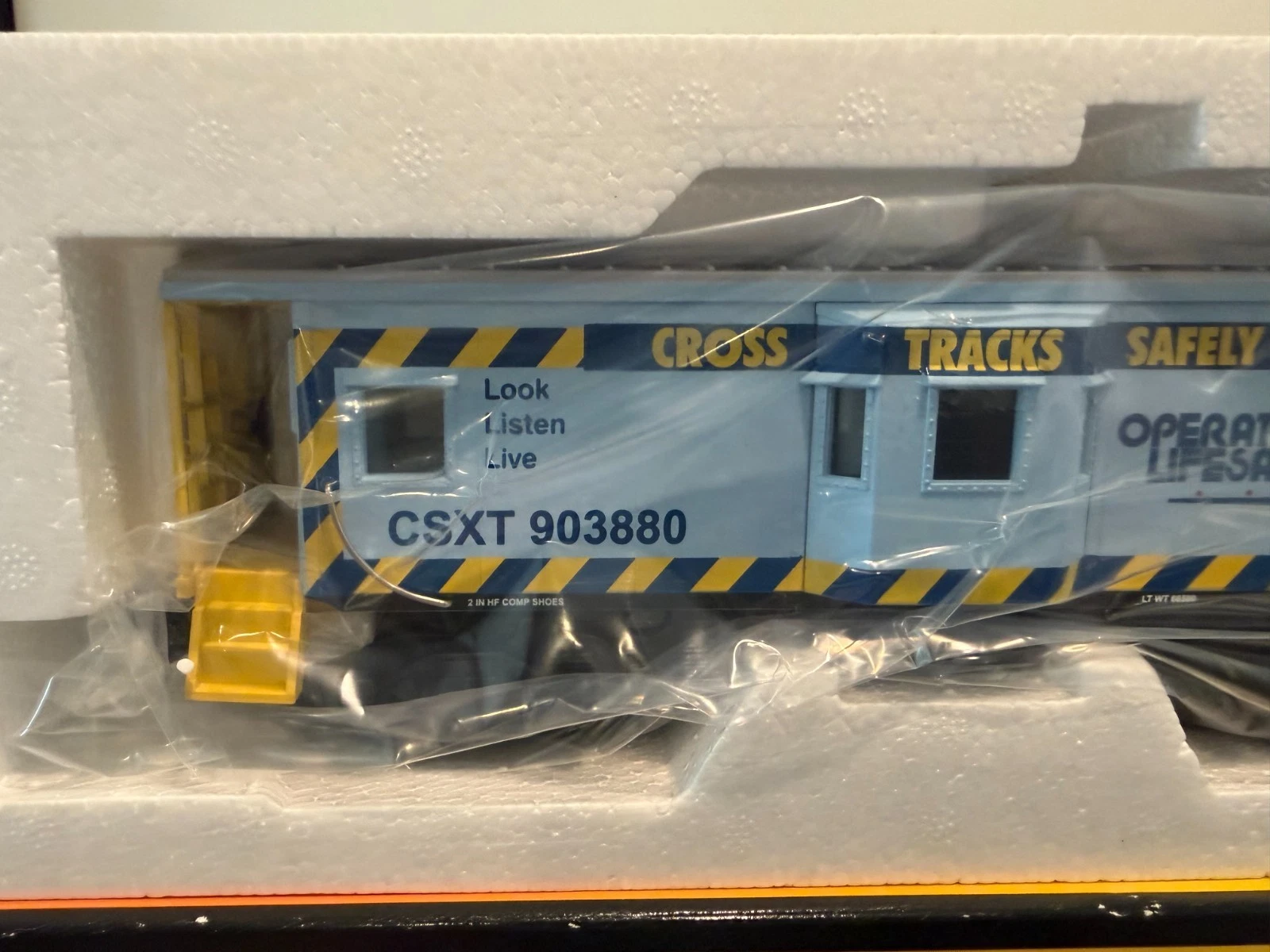 MTH 30-7780 CSX Operation Lifesaver Bay Window Caboose NIB — photo 3