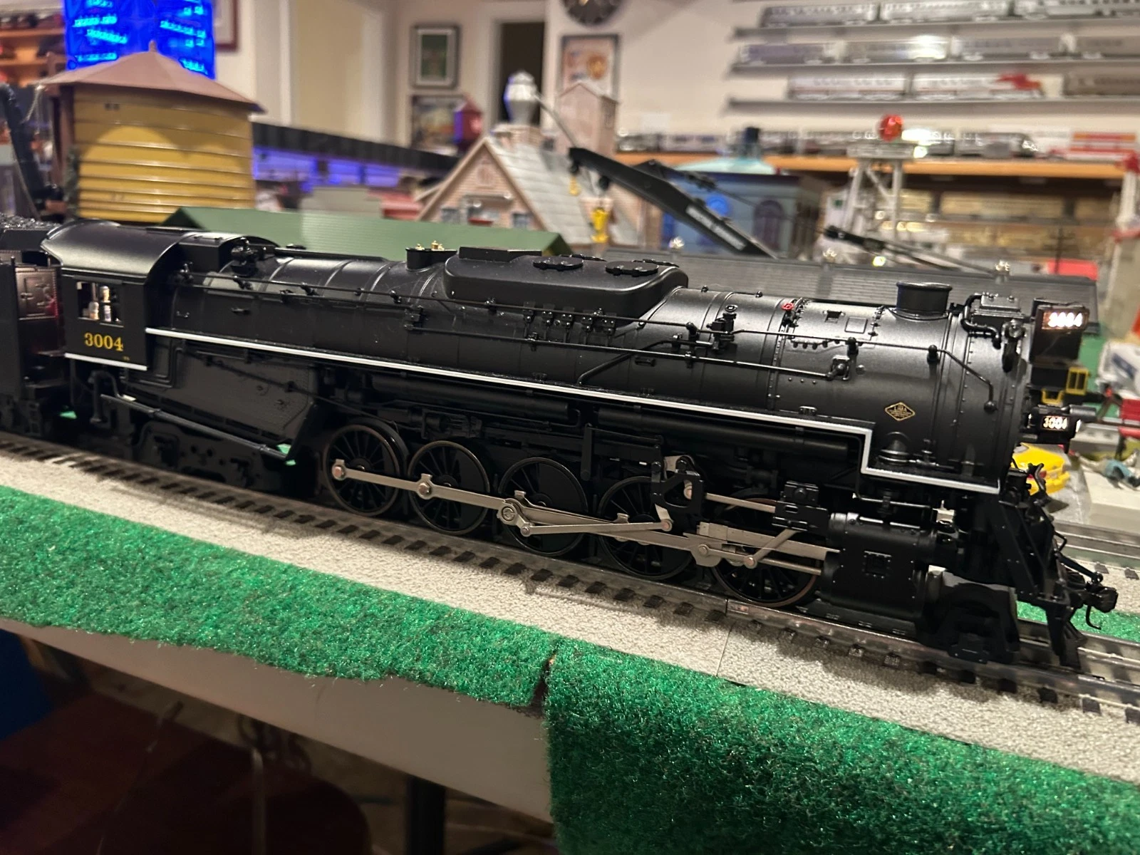 Lionel 6-28079 C&O 2-10-4 Texas 2-10-4 Steam Loco w/TMCC & Rail-sounds LN/BOX — photo 2