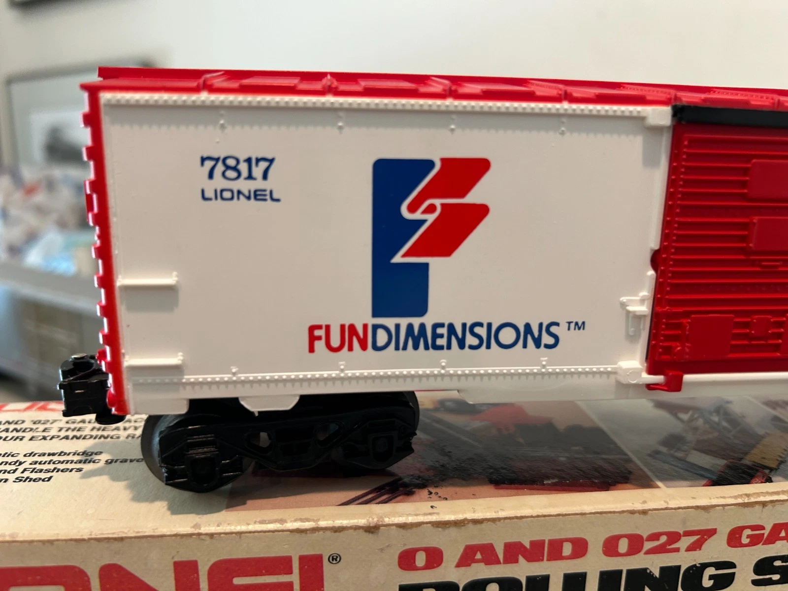 Lionel 6-7817 1980 Toyfair Boxcar NIB — photo 3