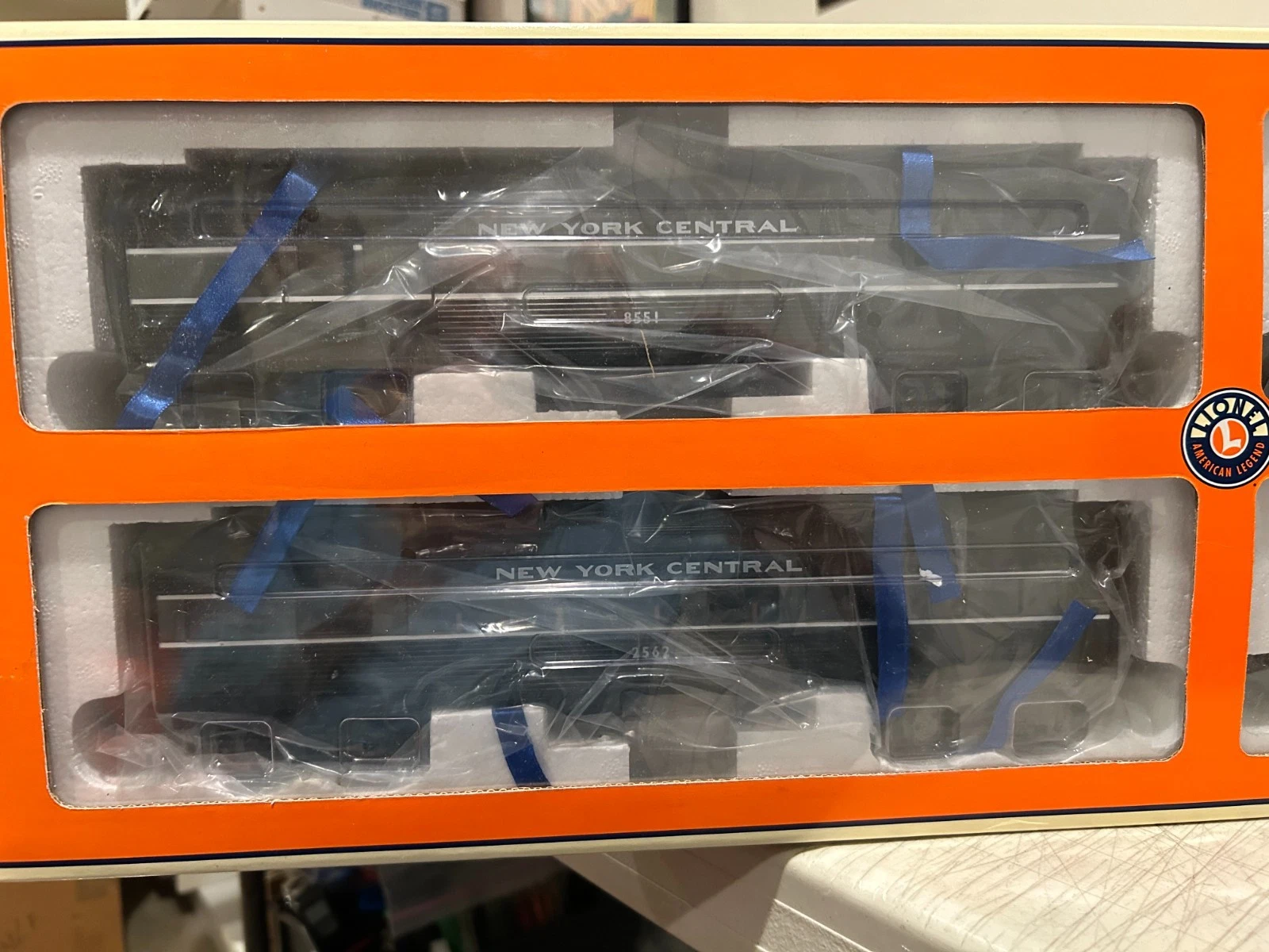 Lionel 6-29056 New York Central Streamlined 4 Car Set LN/Box — photo 2