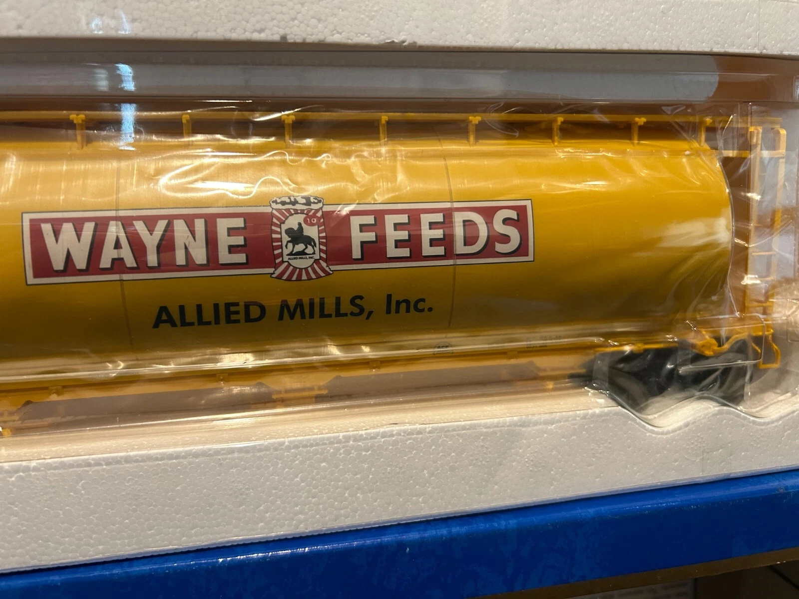 ATLAS #6305-4 3 BAY CYLINDRICAL HOPPER WAYNE FEEDS SHPX 62243 NIB — photo 2