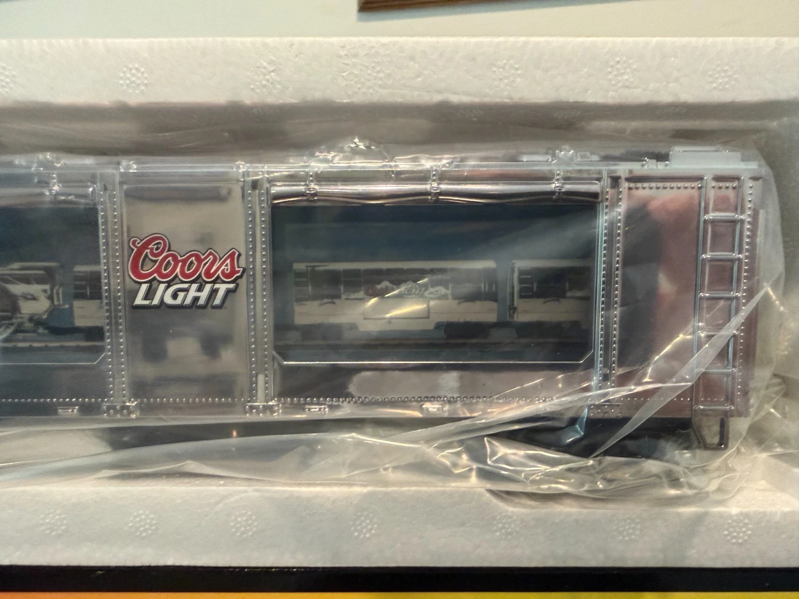 MTH Railking 30-79225 Coors Light Action Car NIB — photo 2