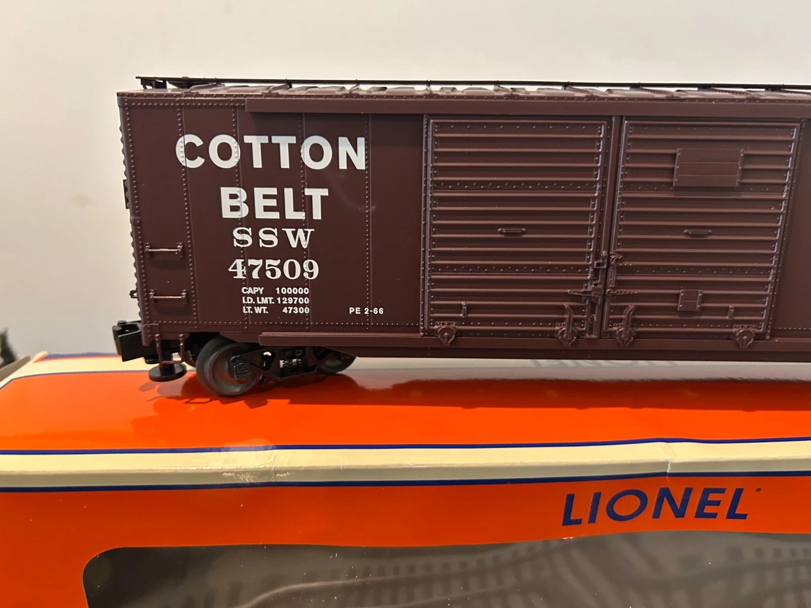 Lionel 6-84112 Cotton Belt Double Door Boxcar LN/Box — photo 2
