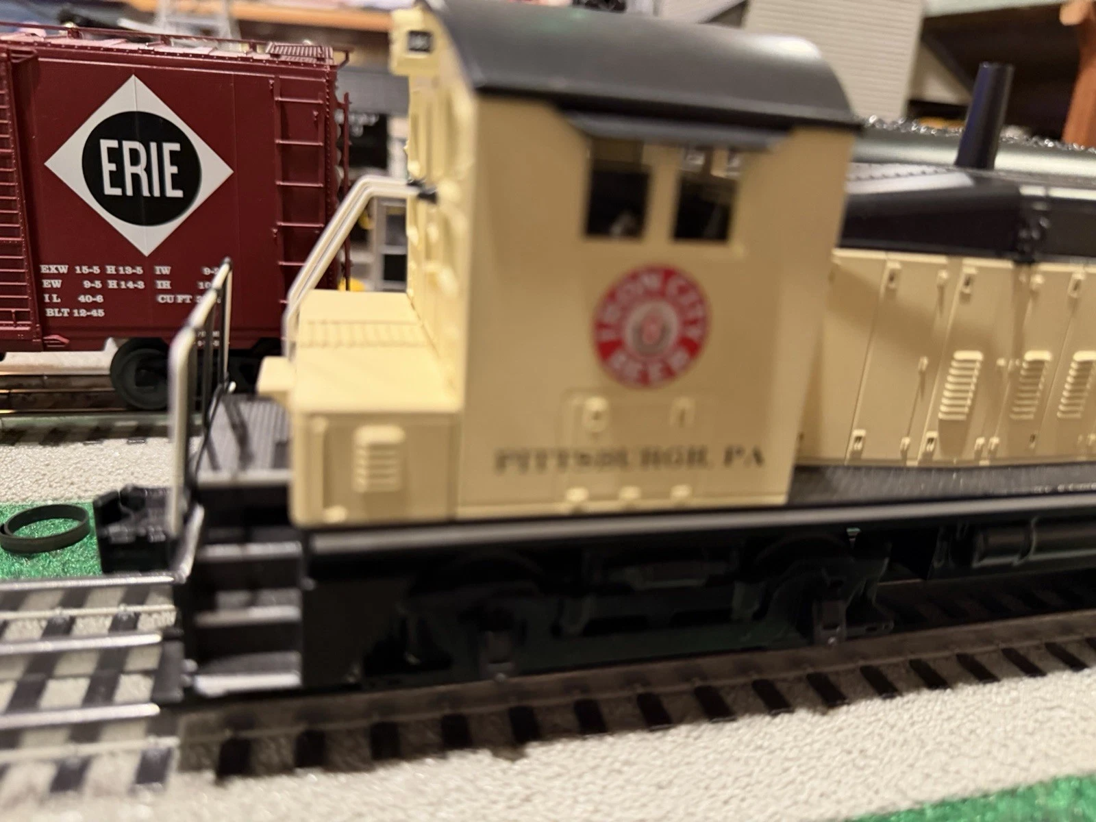 MTH 30-2454-1 Pittsburg Brewing Co. SW9 w/Proto 2 LN/Box — photo 3