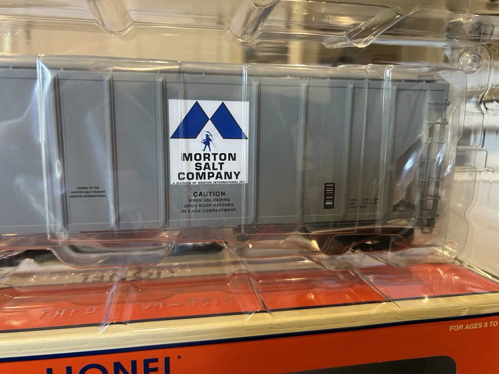 LIONEL 6-17101 MORTON SALT PS-2CD 4427 COVERED HOPPER CAR #504 NIB — photo 2