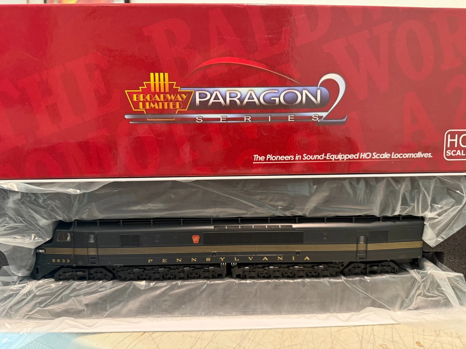 Broadway Limited Pennsylvania Railroad "Centipede" #5833 w/ Paragon 2 DCC NIB — photo 2