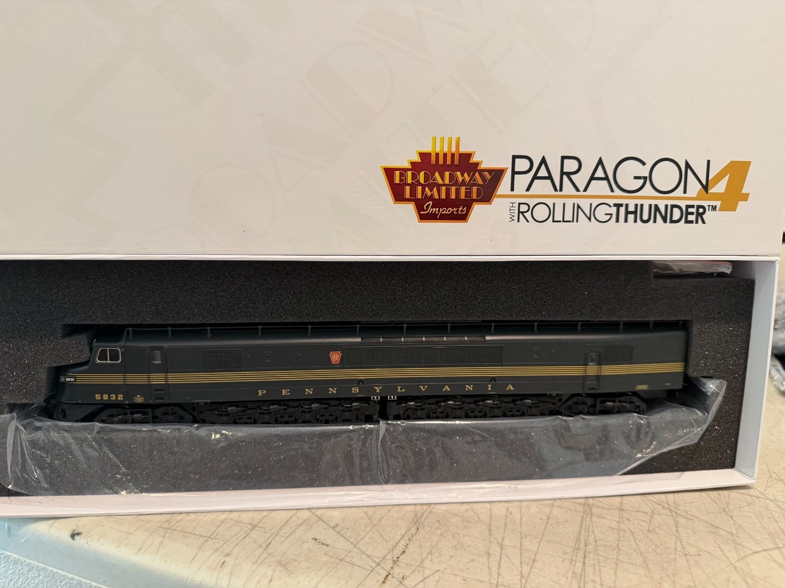 Broadway Limited Pennsylvania Railroad "Centipede" #5832 w/ Paragon 4 DCC NIB — photo 2