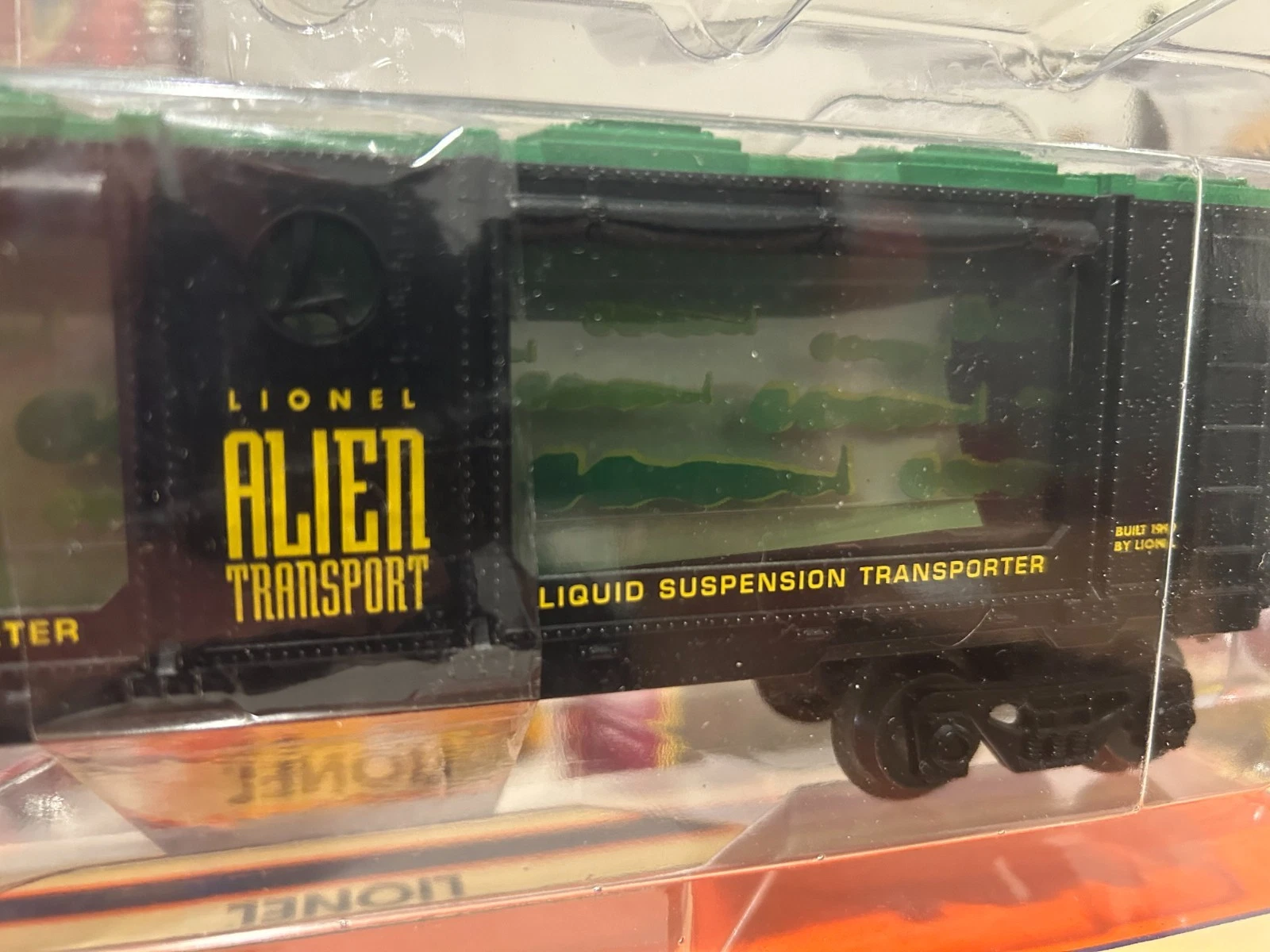 Lionel 6-19869 Alien Transport (Aquarium) Car LN/Box — photo 2