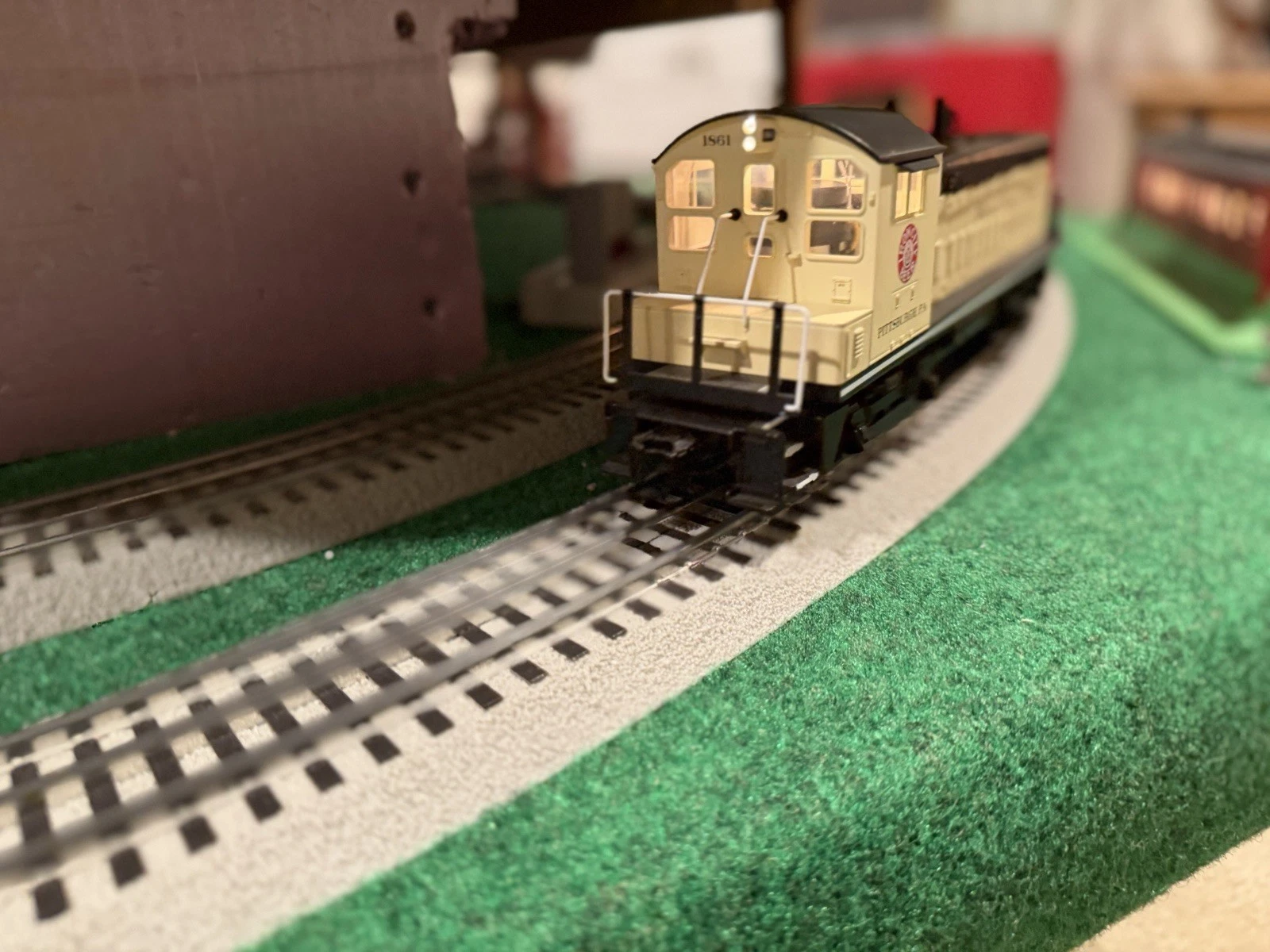MTH 30-2454-1 Pittsburg Brewing Co. SW9 w/Proto 2 LN/Box — photo 4