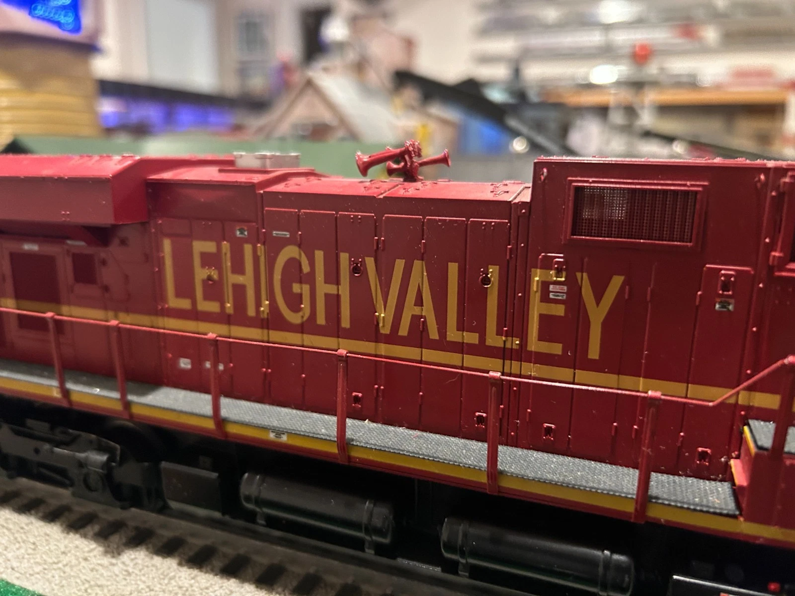 MTH 20-20279-1 Lehigh Valley ES44AC Diesel LN/Box — photo 3