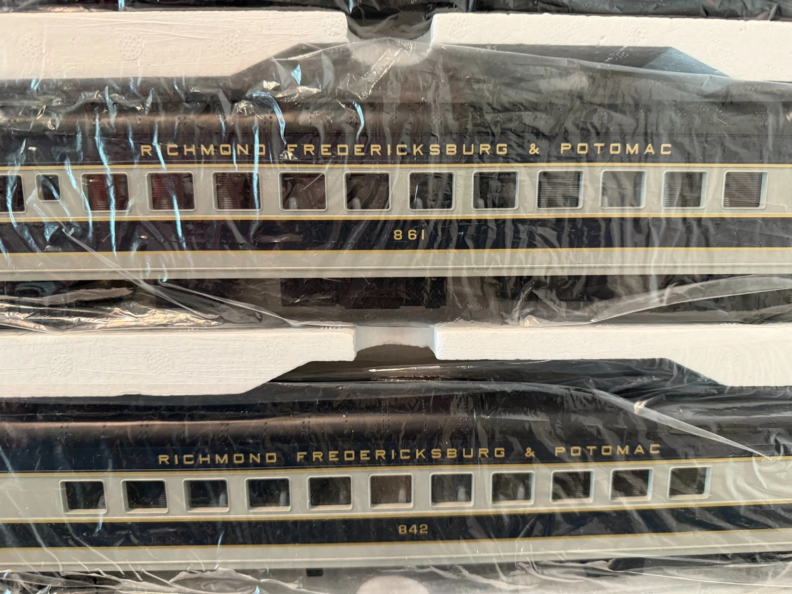 MTH 20-6577 RF&P Passenger Car 5 Pack LN/Box — photo 3