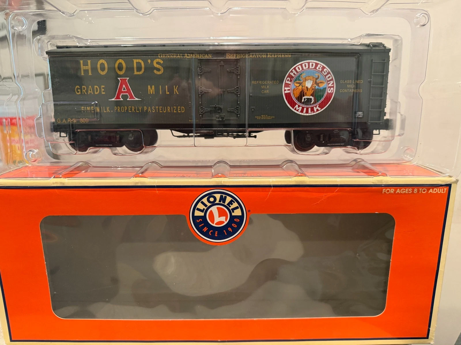 Lionel 6-17331 Hoods Milk Car NIB