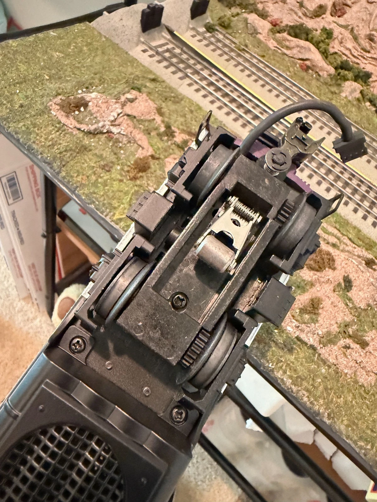 MTH 20-2088-3 EMD POWERED F-3 B UNIT DIESEL LN/BOX — photo 3