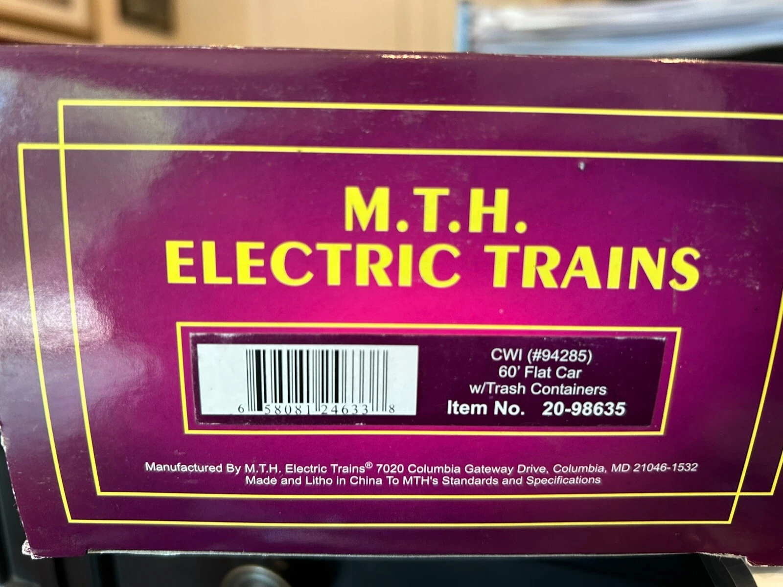 MTH 20-98635 O CWI 60' Flat Car With Trash Containers #94285 — photo 4