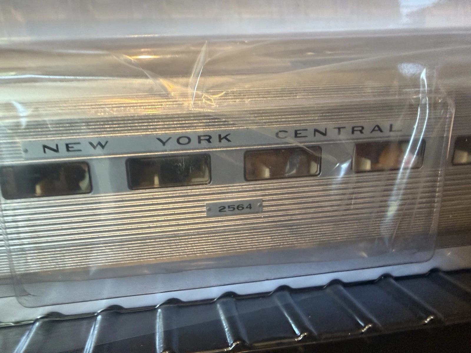 Lionel 6-83611 New York Central Empire State Express 4 Car Set LN/Box — photo 7