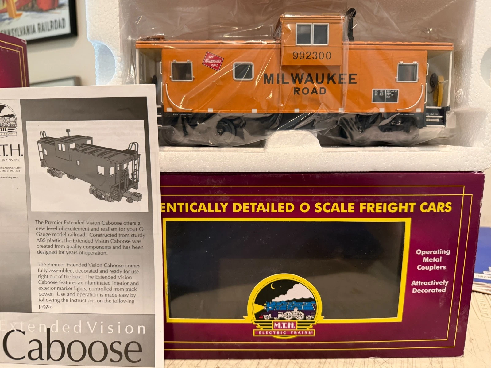 MTH 20-91426 Milwaukee Road Extended Vision Caboose NIB