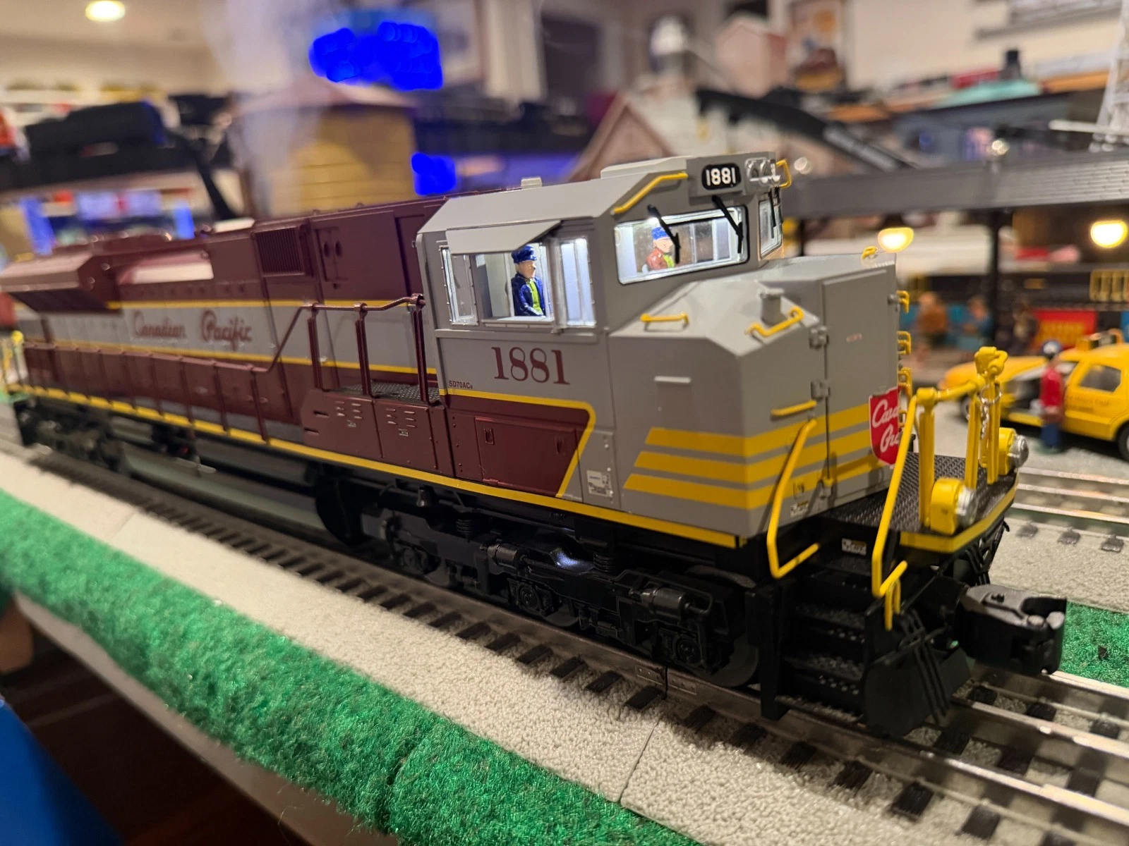 LIONEL 2133351 CANADIAN PACIFIC LEGACY SD70ACe #1881 NIB