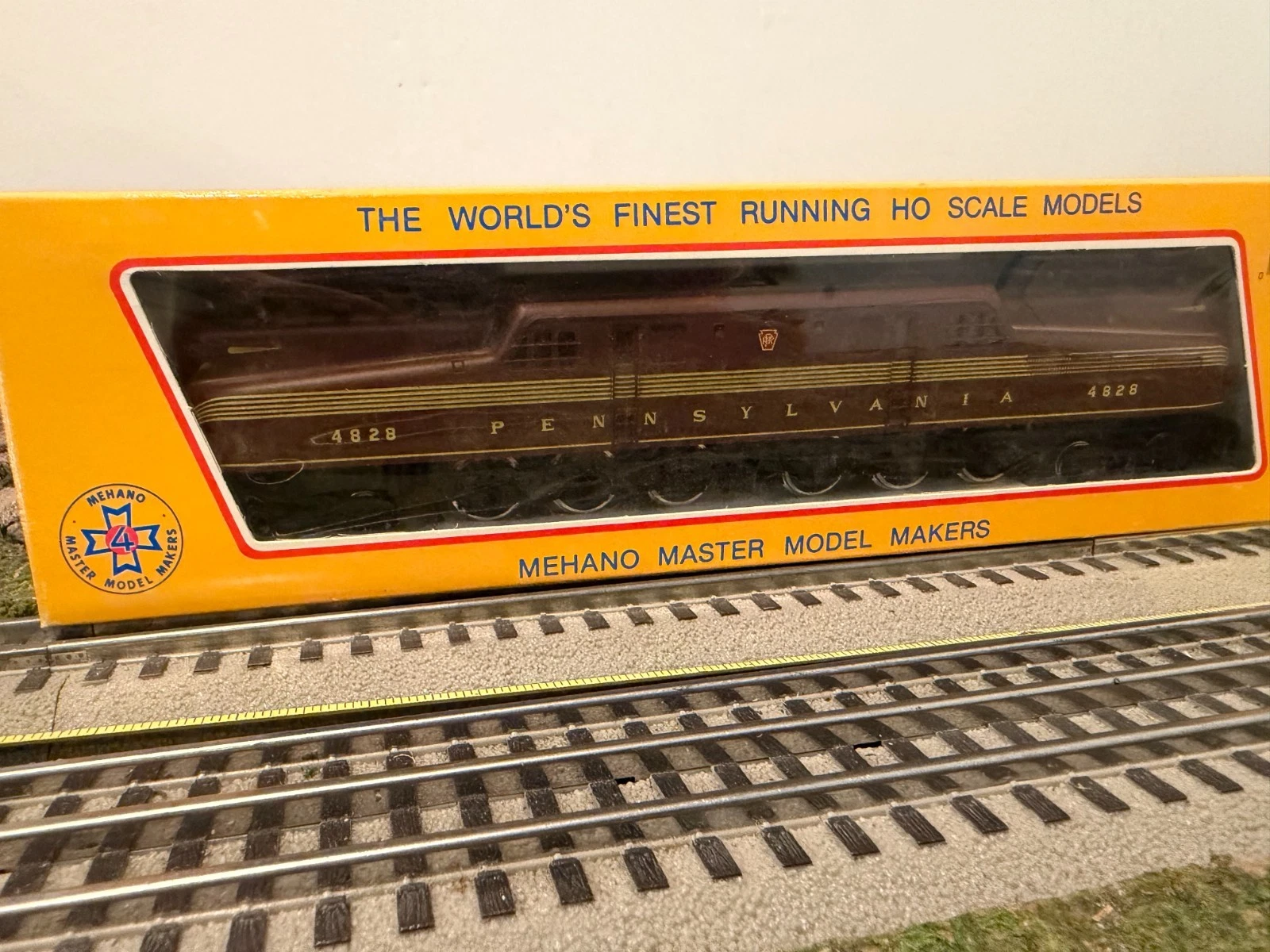 Mehano HO PRR GG1 (TUSCAN) Electric Locomotive NIB