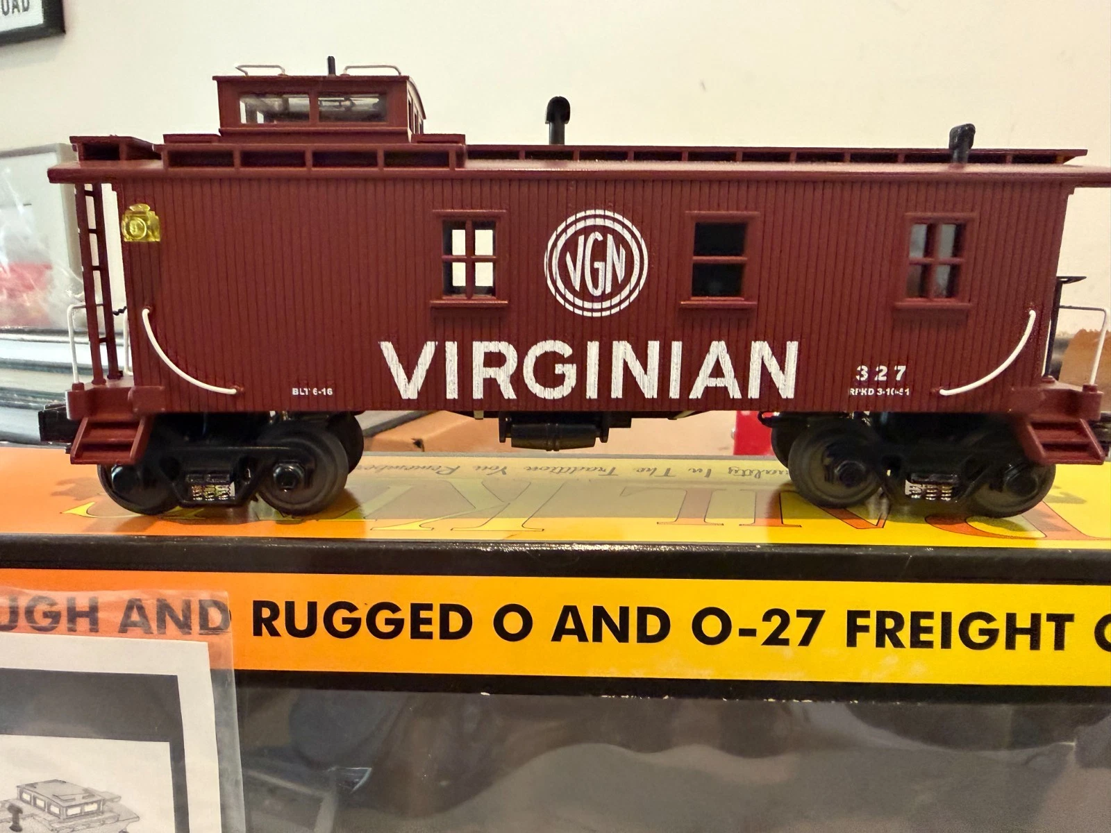 MTH 30-7018F Virginian Railroad Woodside Caboose NIB — photo 2