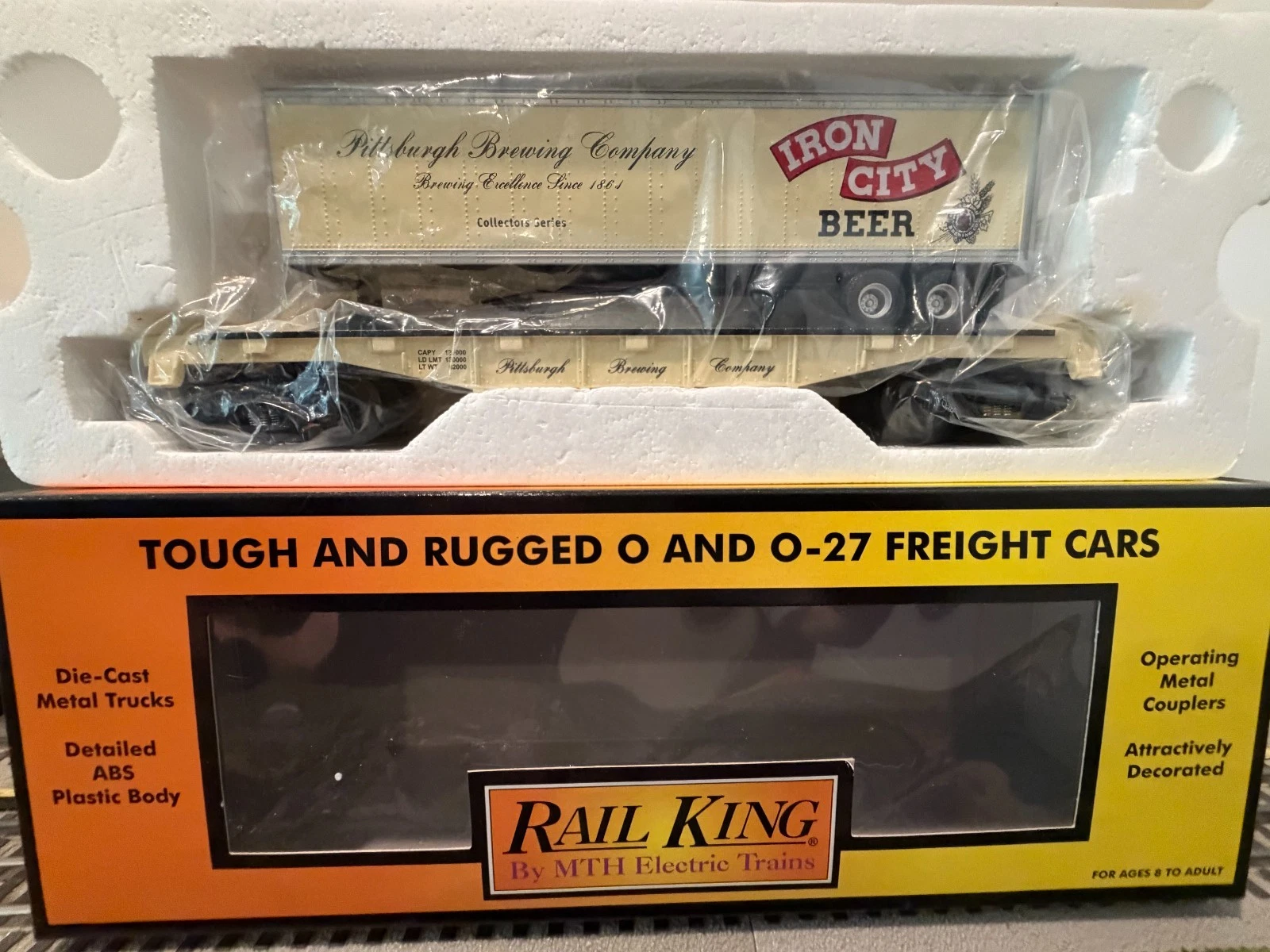 MTH 30-76092 Pittsburg Brewing Co. Flatcar w/Trailer NIB