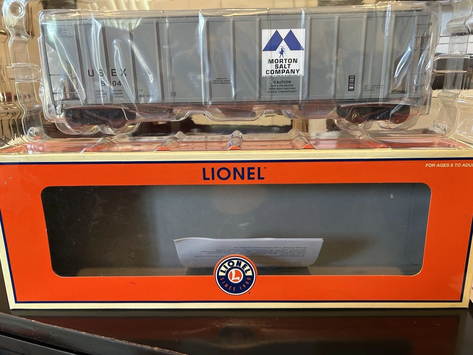 LIONEL 6-17101 MORTON SALT PS-2CD 4427 COVERED HOPPER CAR #504 NIB