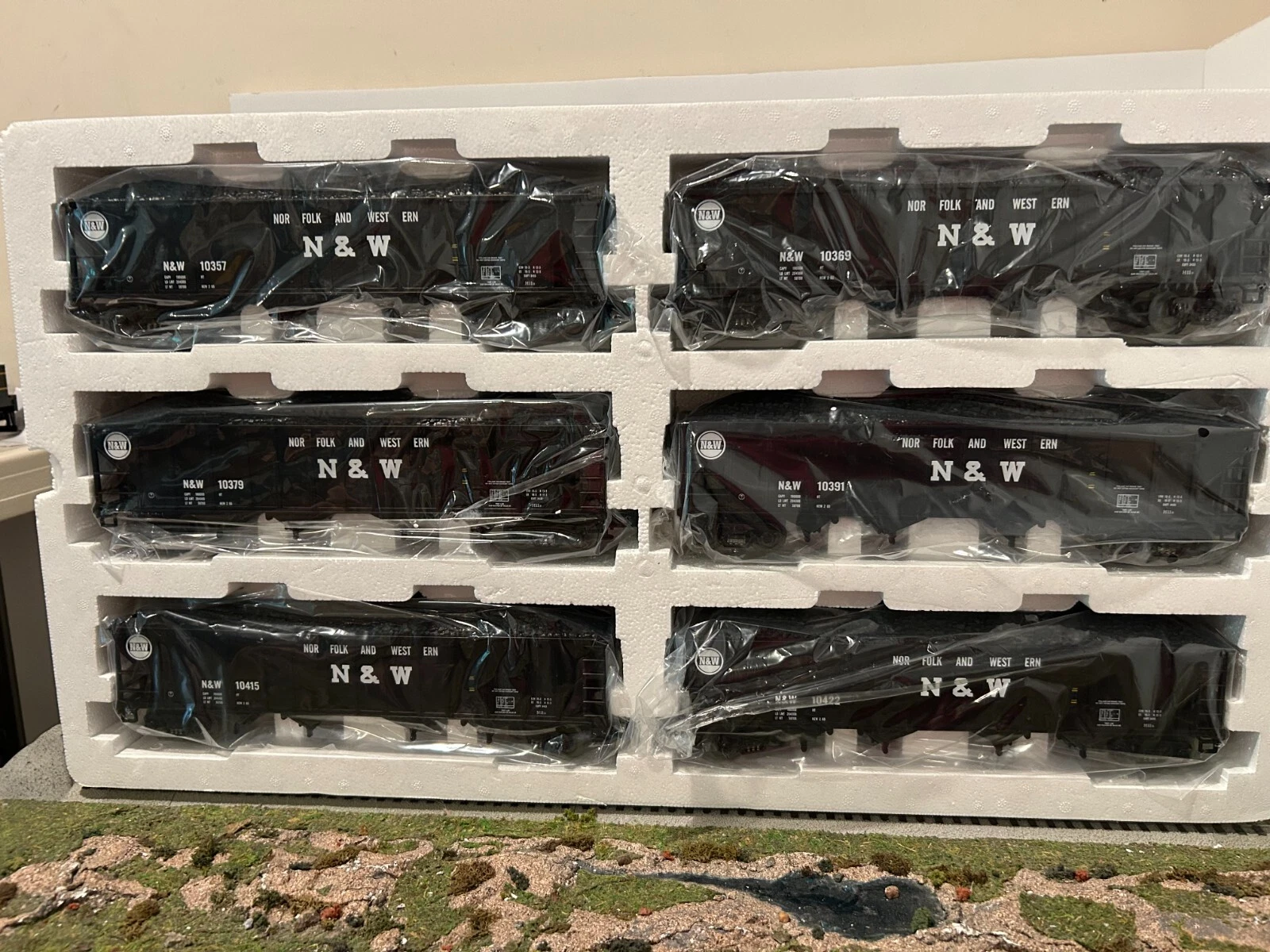 MTH 20-97061 Norfolk and Western 4 Bay Hopper 6 car set NIB
